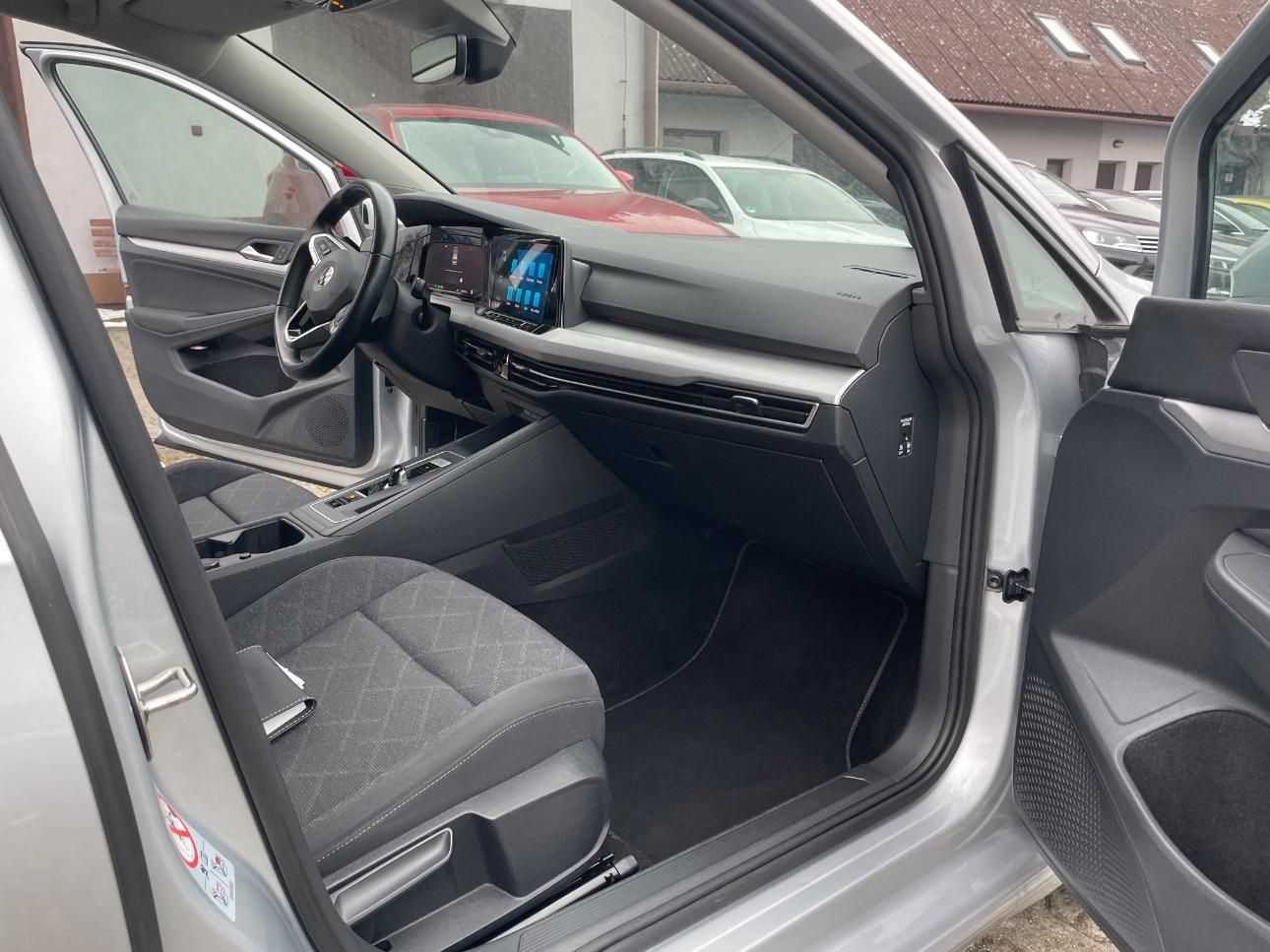 Volkswagen Golf - fotka 4