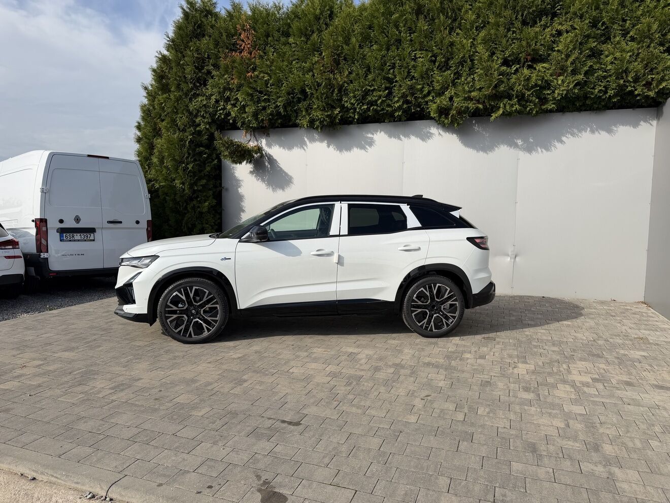 Renault Austral, Esprit Alpine mild hybrid 150 - fotka 2
