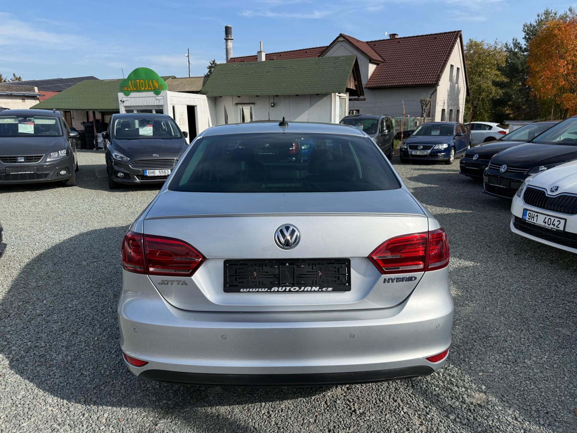 Volkswagen Jetta, 1.4 TSI HYBRID DSG HIGHLINE - fotka 5