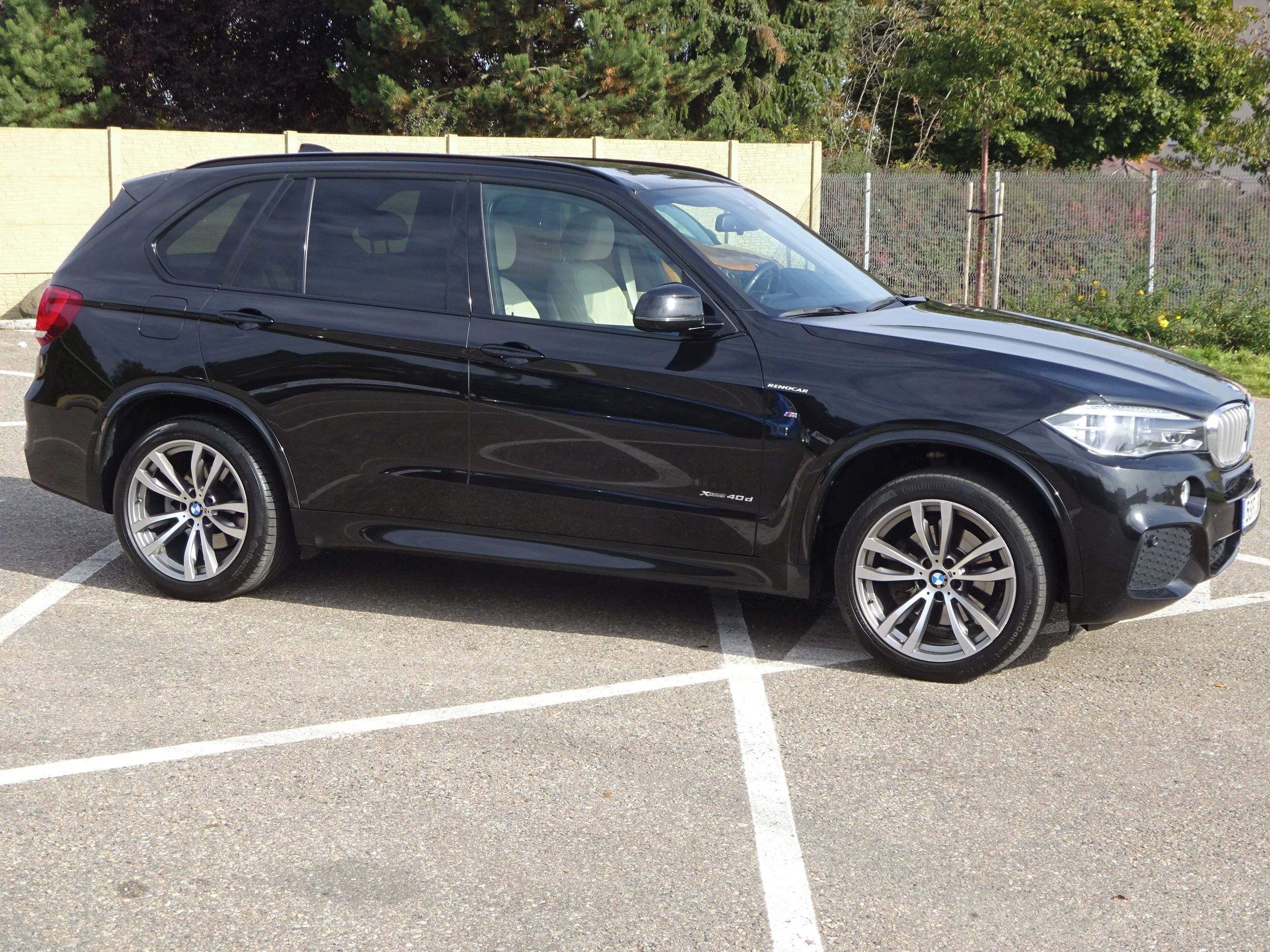BMW X5, XDRIVE 40D M Packet 230kw - fotka 2