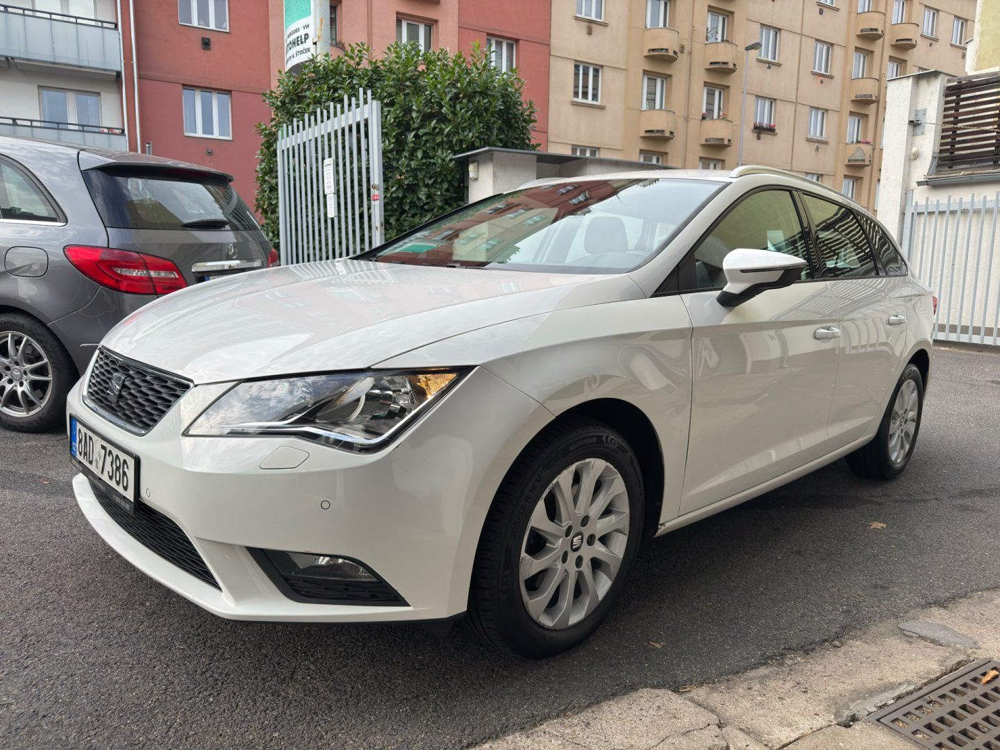 Seat Leon, 1.6 TDI Style - fotka 4