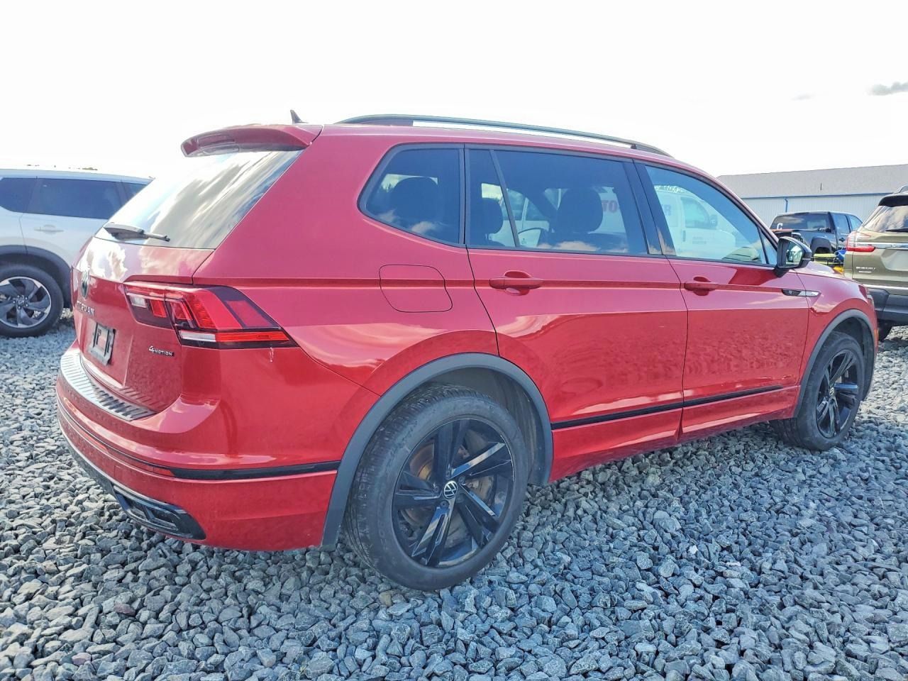 Volkswagen Tiguan, Auto na cestě - fotka 3