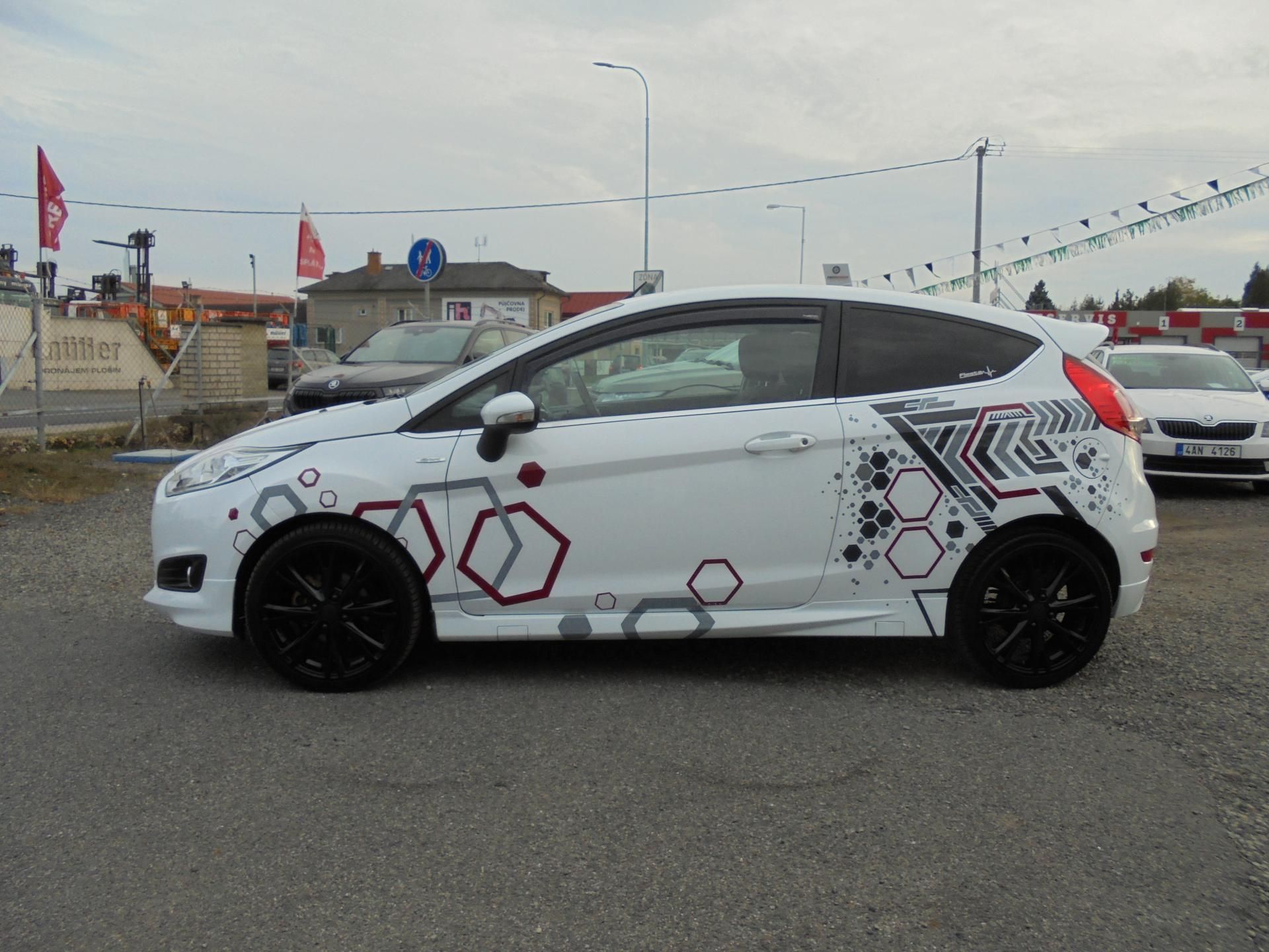 Ford Fiesta, 1.6 TDCI-NAVIGACE-SUPER VÝBAVA - fotka 4