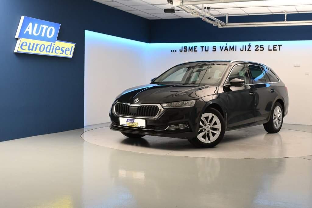 Škoda Octavia, 2.0 STYLE LED Virtual Tažné AC - fotka 2
