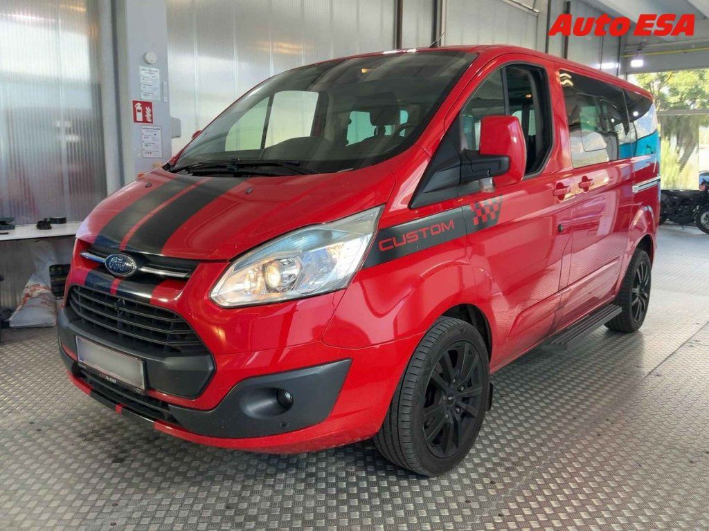 Ford Tourneo Custom, 2.2TDCi 8míst,Limited