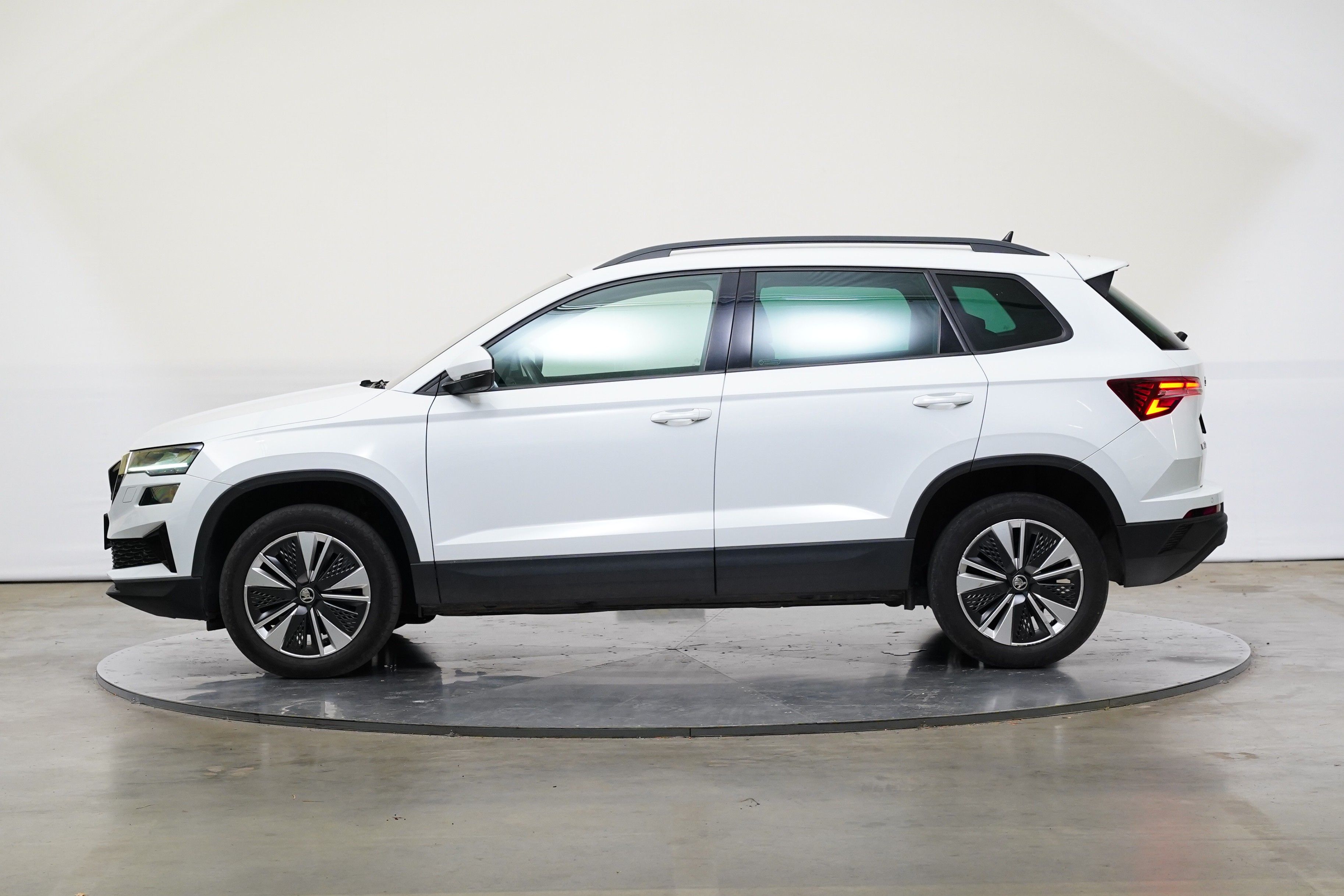 Škoda Karoq, 2.0 TDI 85 kW Style+ - fotka 3