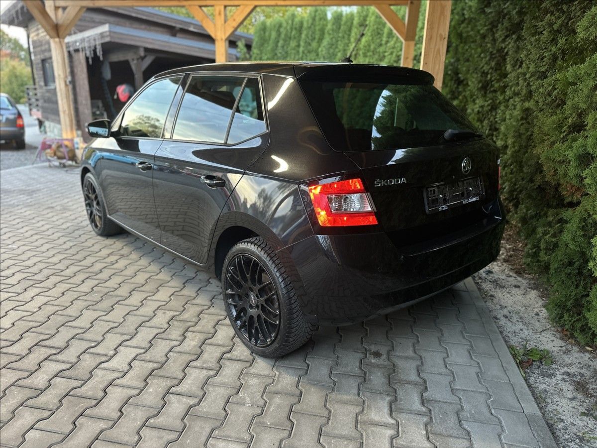 Škoda Fabia, 1,2 TSi 81KW DSG STYLE - fotka 4