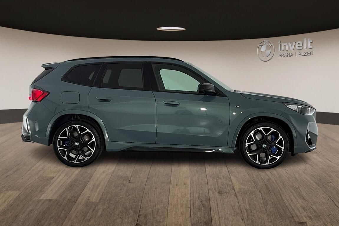 BMW X1, M35i xDrive - fotka 2