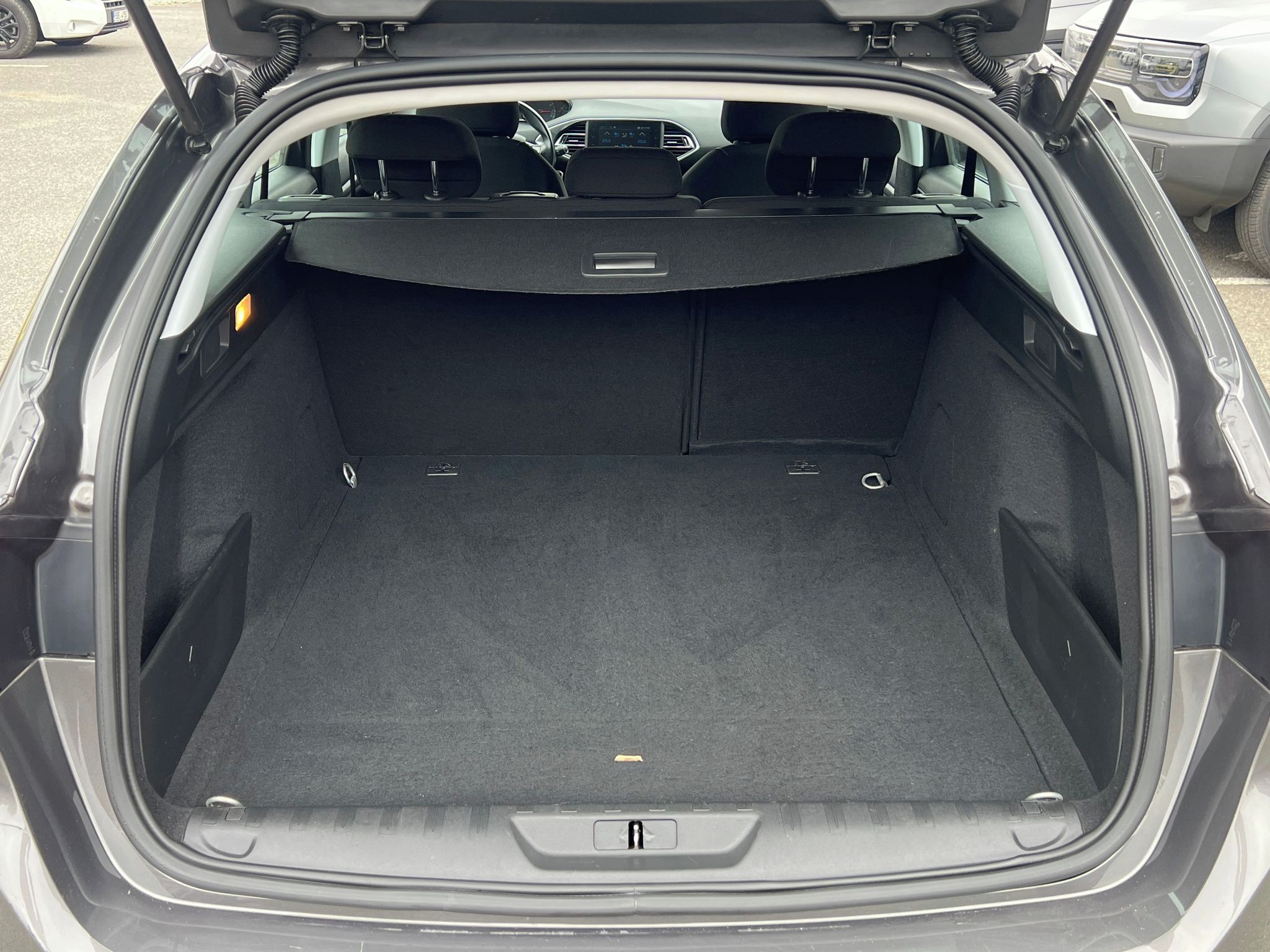 Peugeot 308, 1.2 131k ZÁRUKA SERVIS NAVI - fotka 6