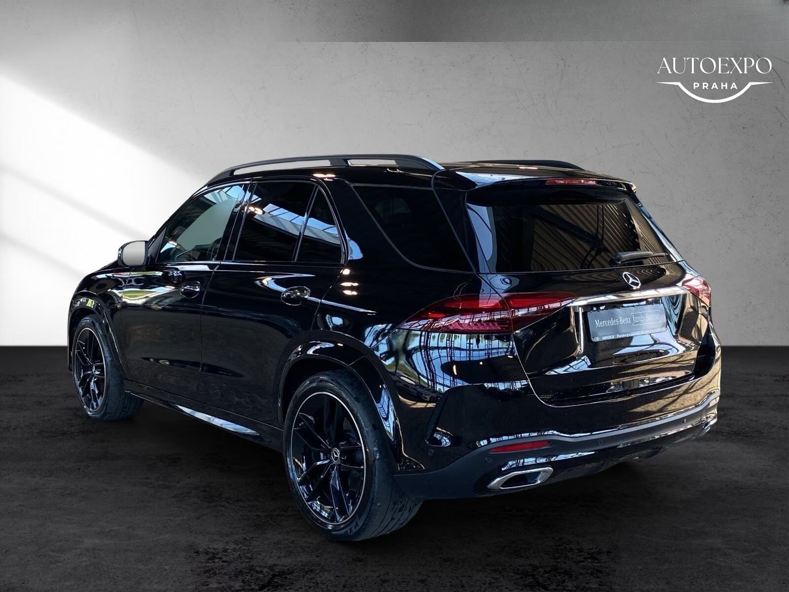 Mercedes-Benz GLE, 450d 4Matic* AMG Line* - fotka 4