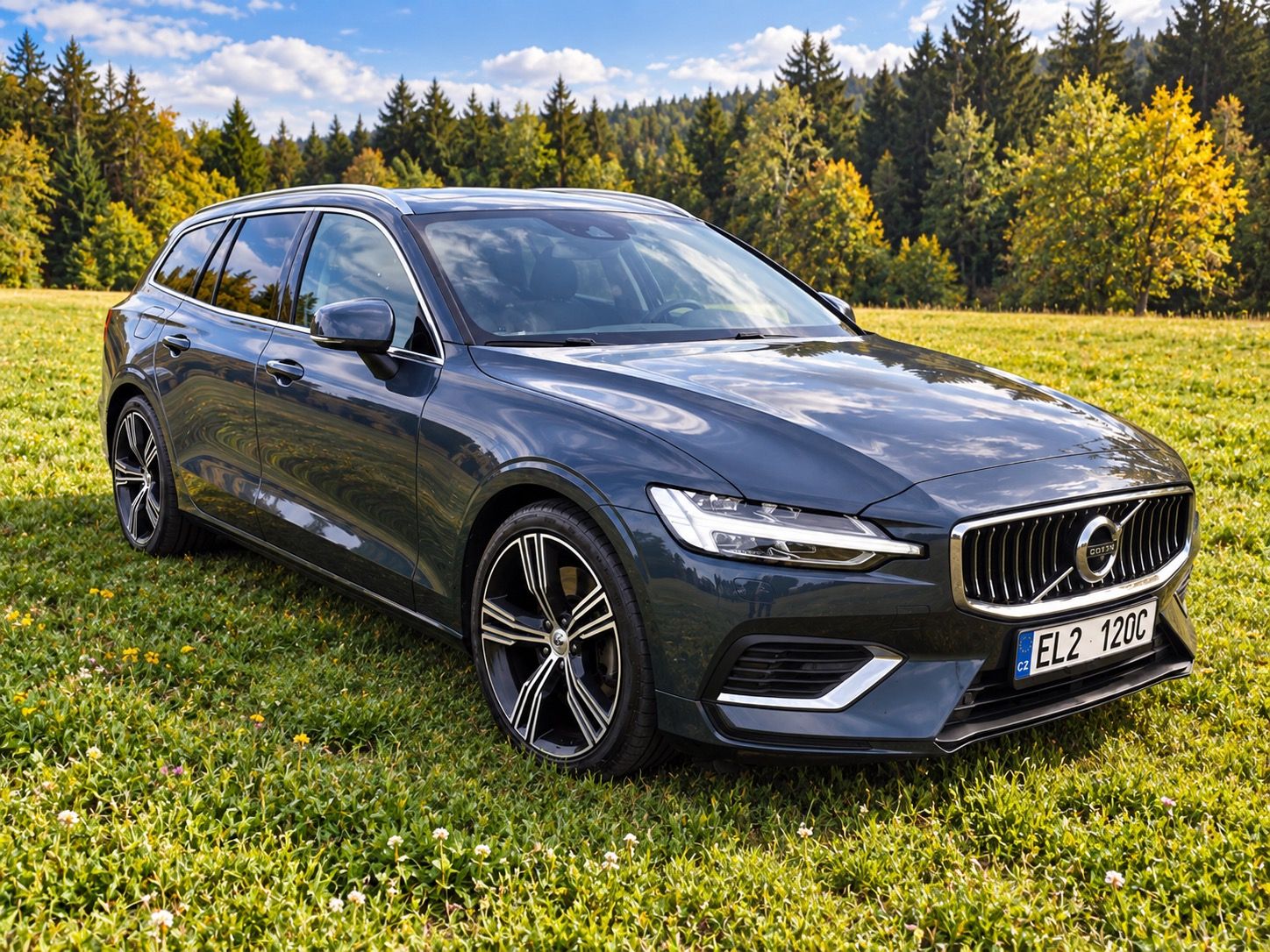 Volvo V60, V60 , T8-287kw,plug in hybrid - fotka 2