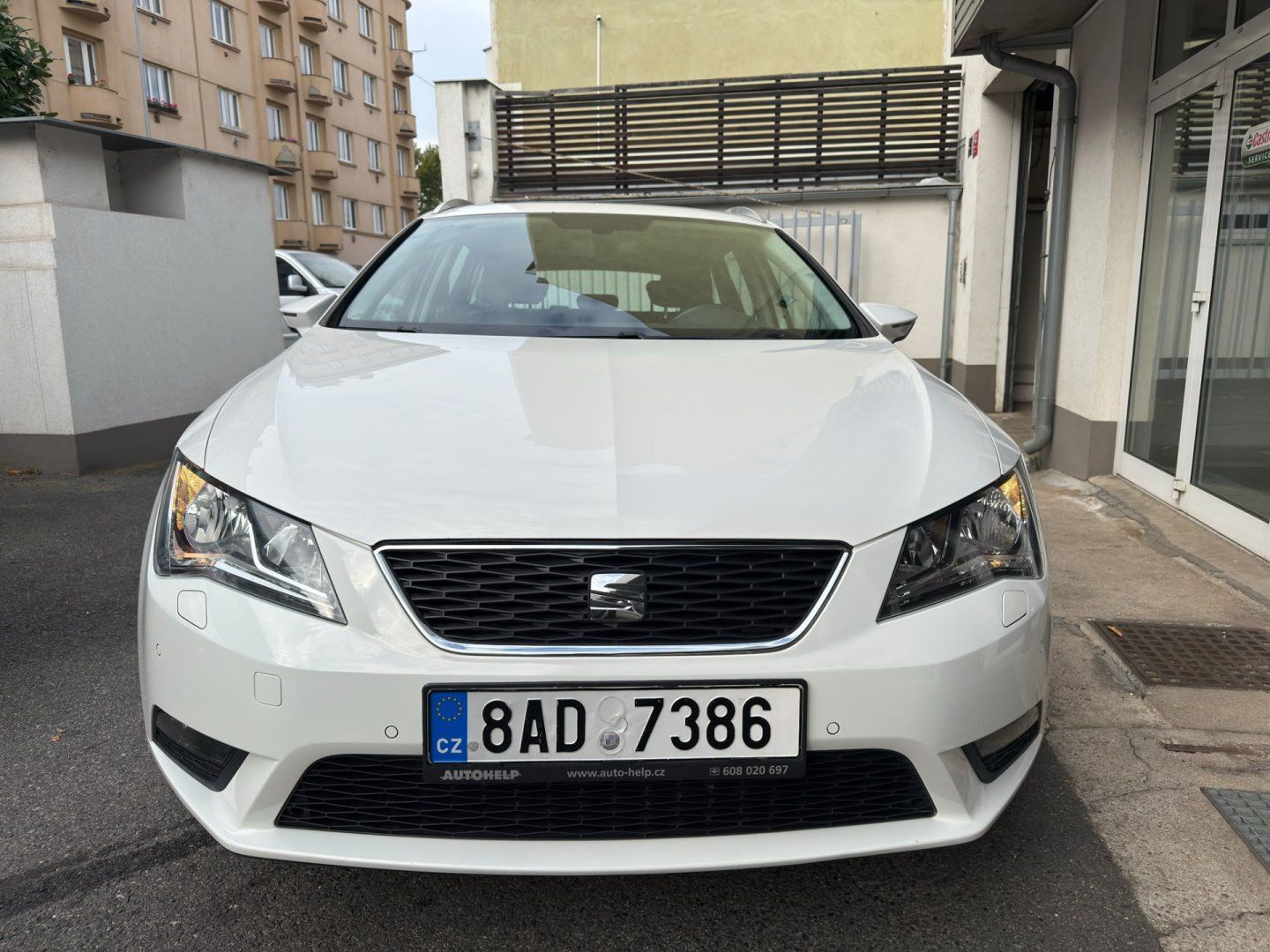 Seat Leon, 1.6 TDI Style - fotka 3