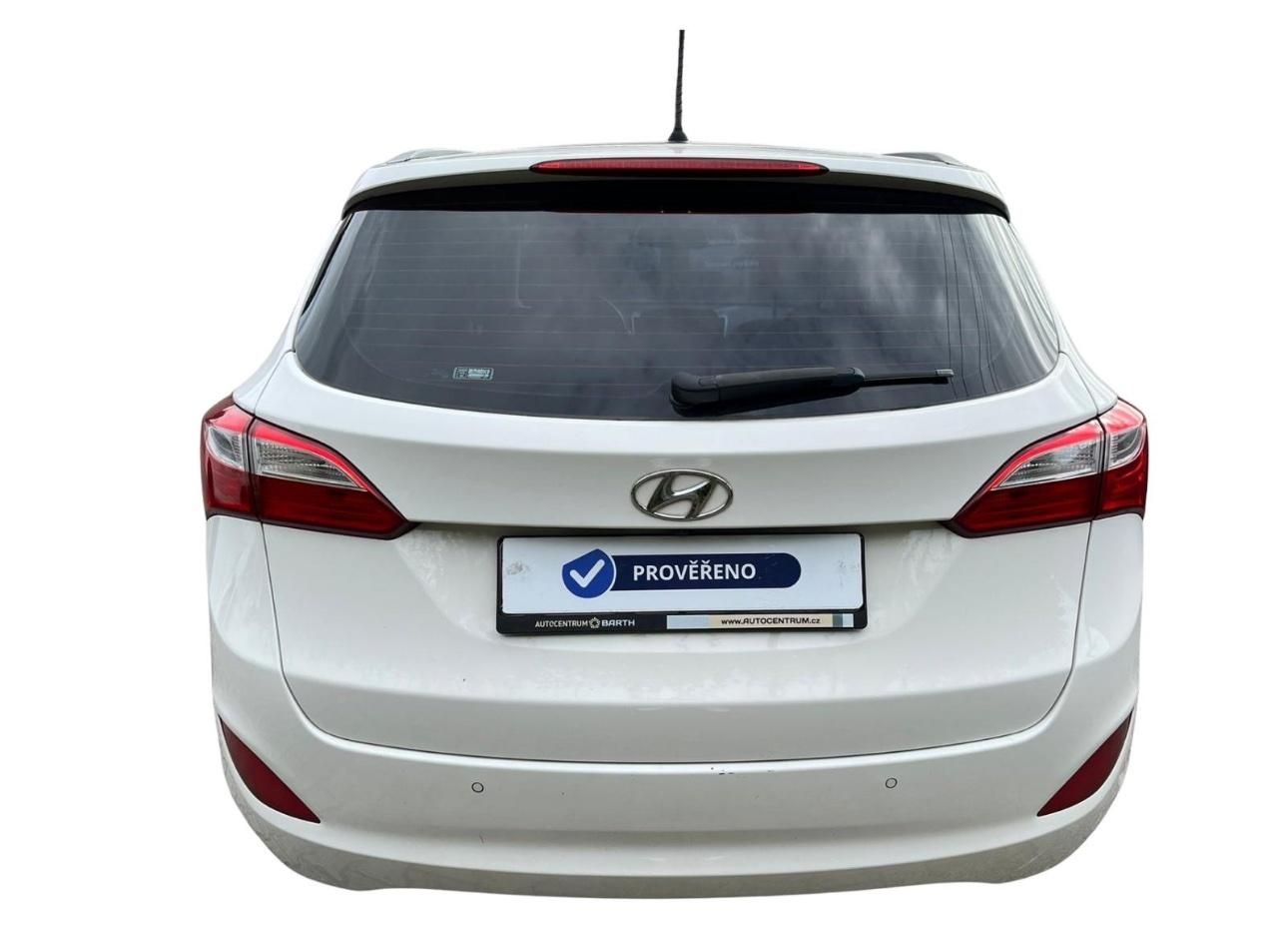 Hyundai i30 - fotka 4