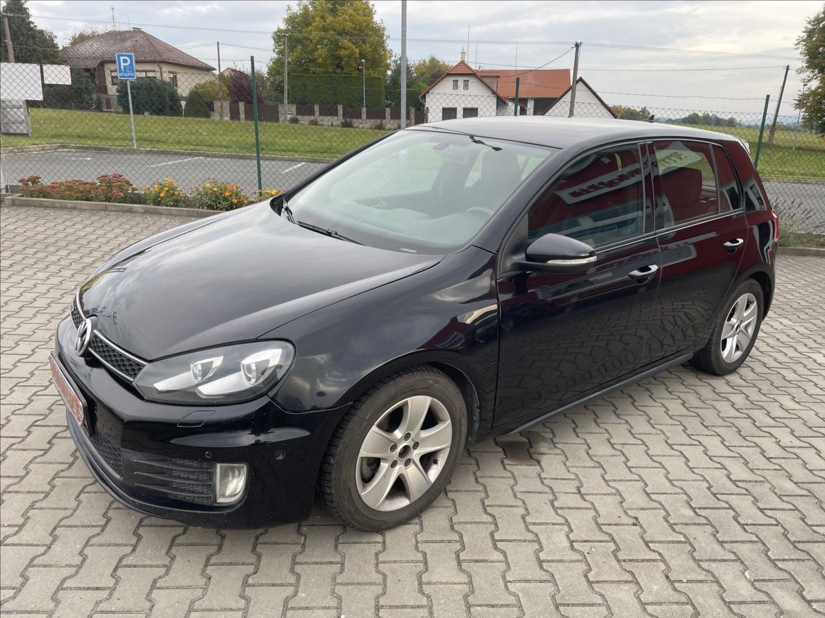 Volkswagen Golf, 2,0 GTD 125 kW XENONY DIGIKLIM - fotka 4