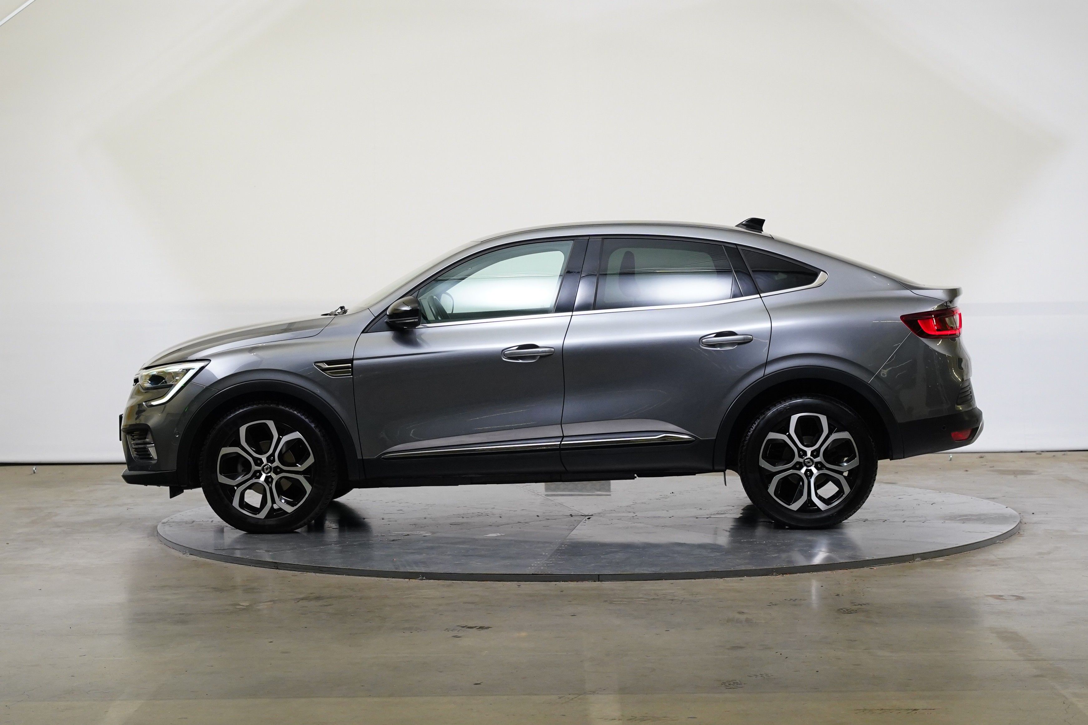Renault Arkana, 1.3 TCe 103 kW - fotka 3