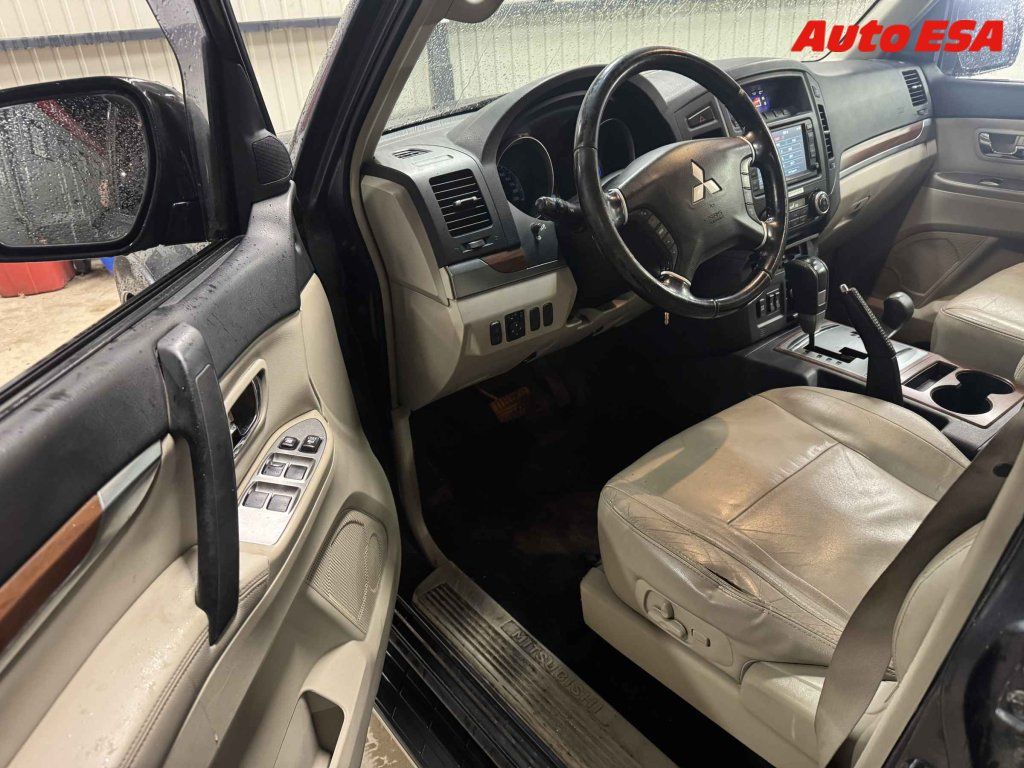 Mitsubishi Pajero, 3.2 DI-D 4x4 - fotka 3