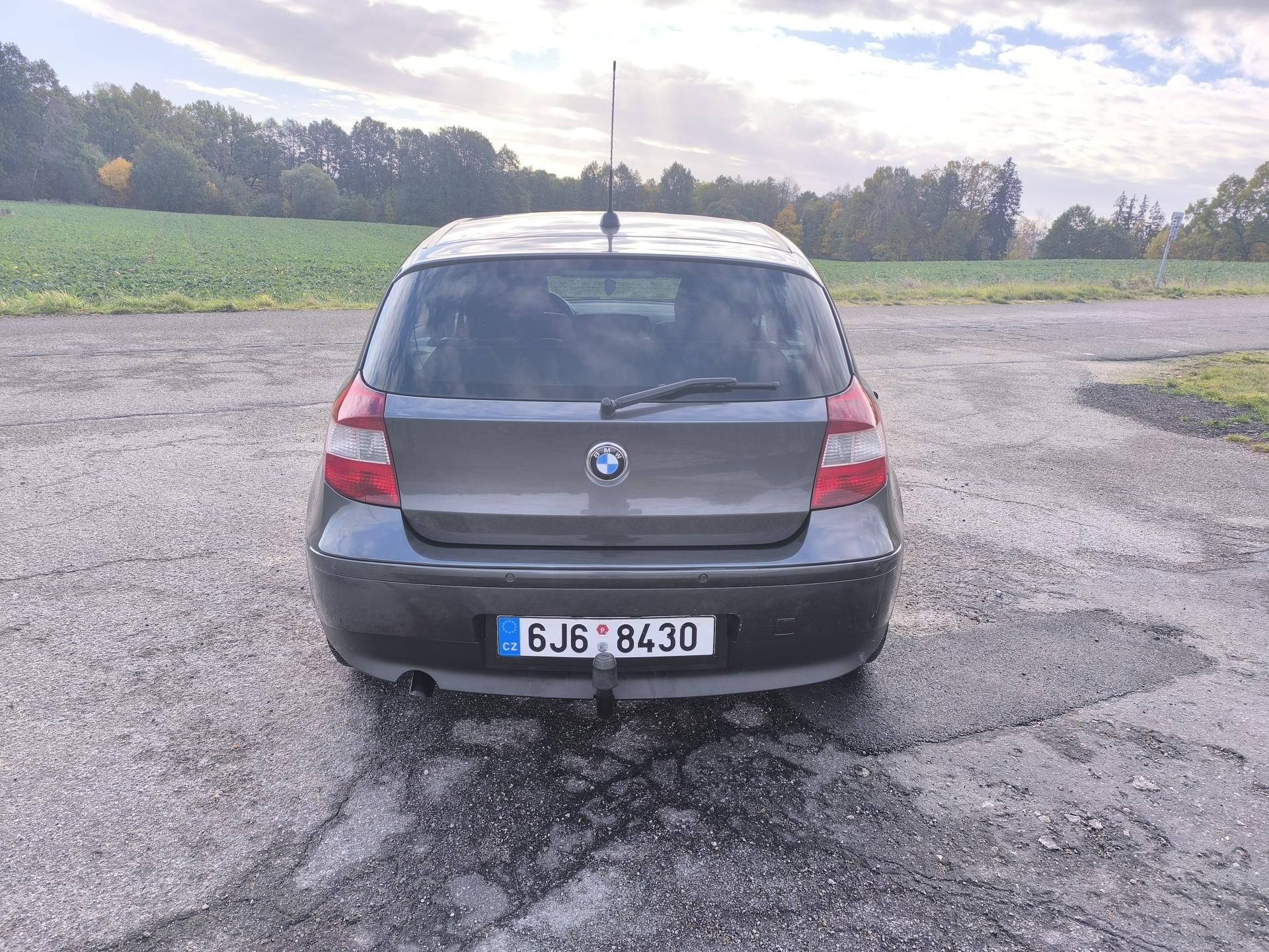 BMW Řada 1, 118d STK,SERVIS - fotka 6
