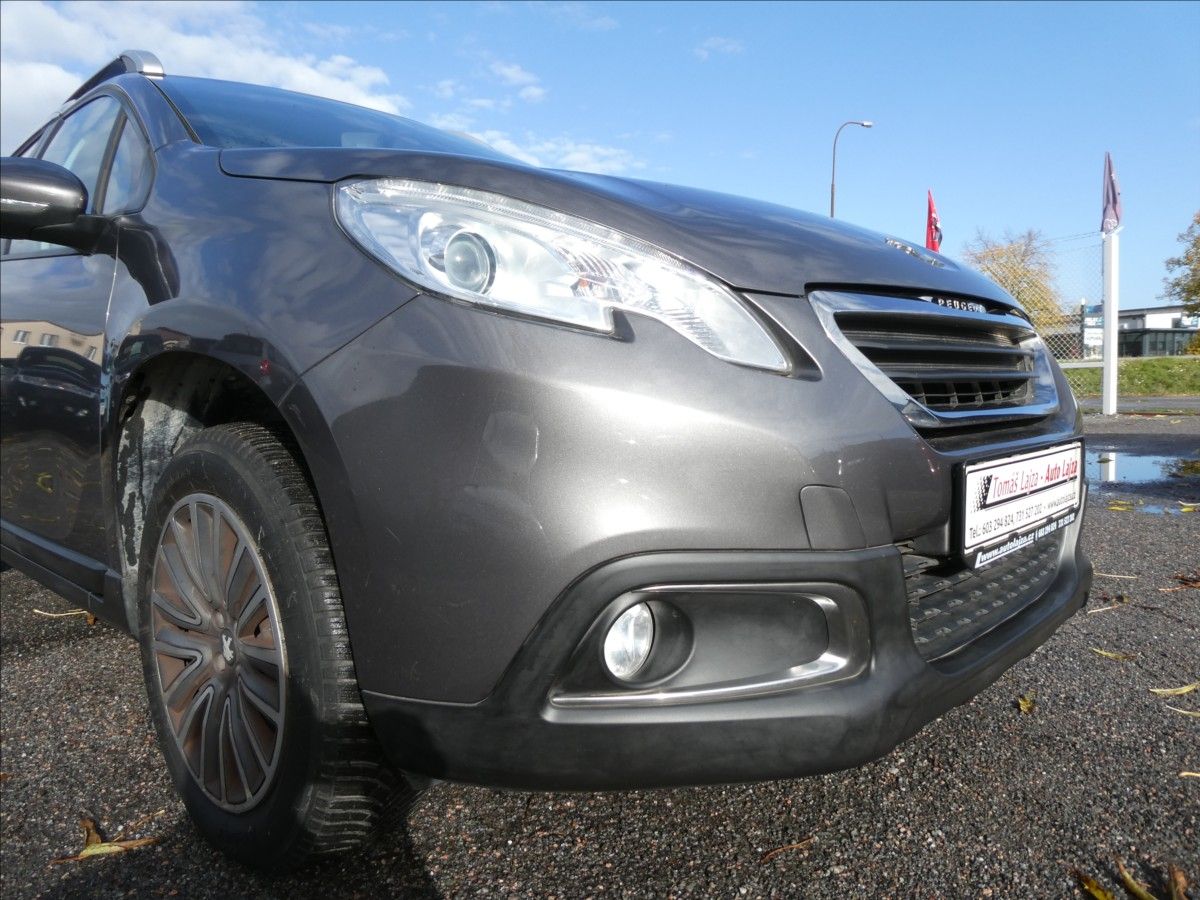 Peugeot 2008, 1,2 PureTech 60kW - fotka 5