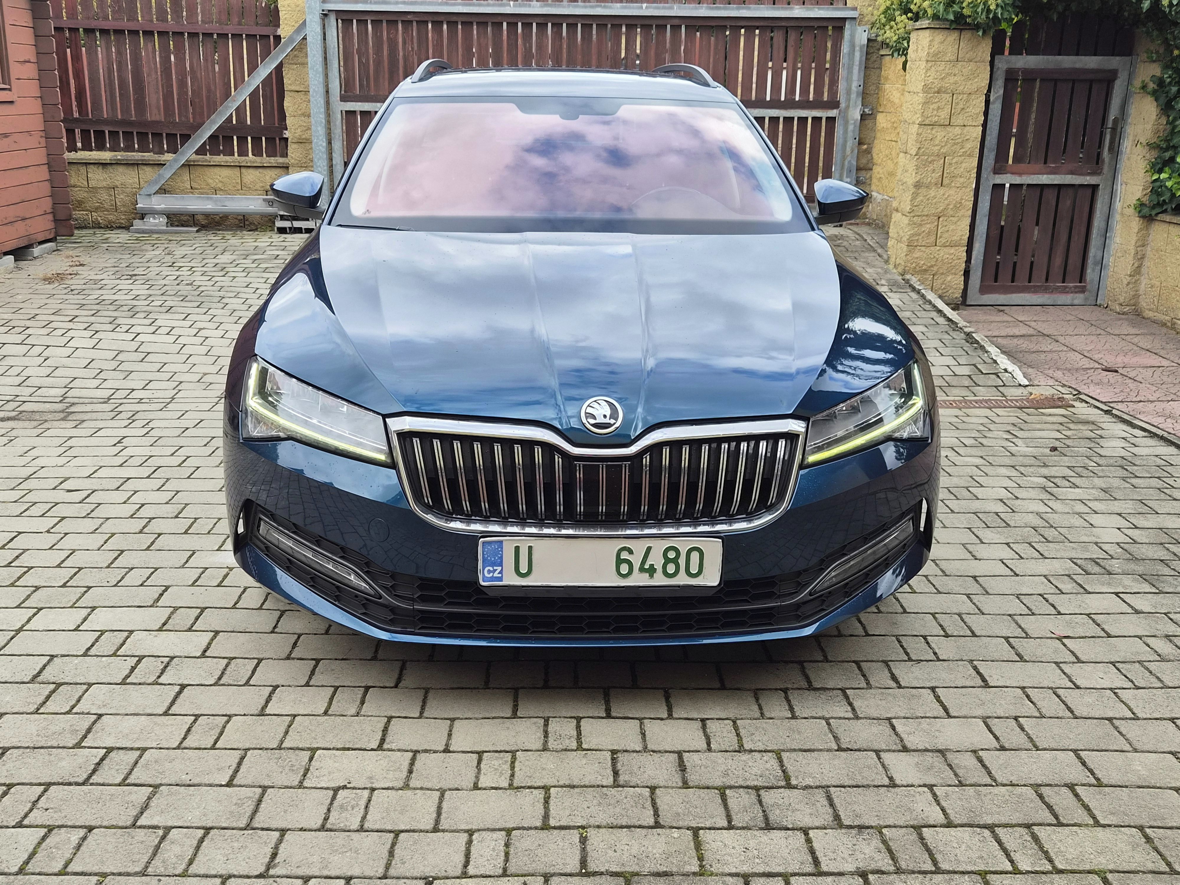 Škoda Superb, 2,0TDi DSG 110kw FACELIFT 2023 - fotka 2