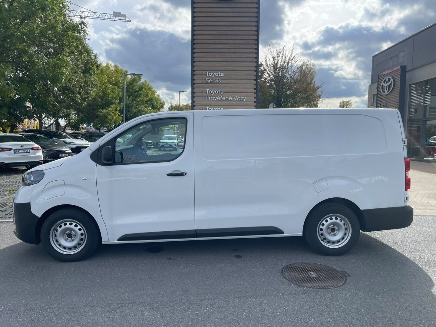 Toyota Proace, L2 - Full Electric (75kWh) 136 - fotka 2