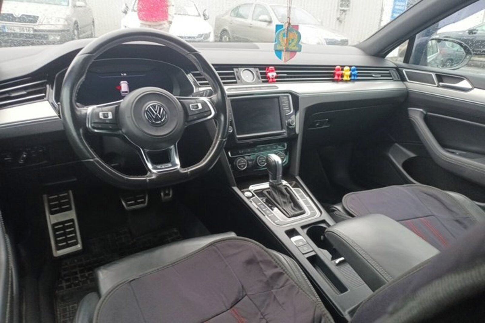 Volkswagen Passat, 1.8 TSI, R-Line, Automat - fotka 3