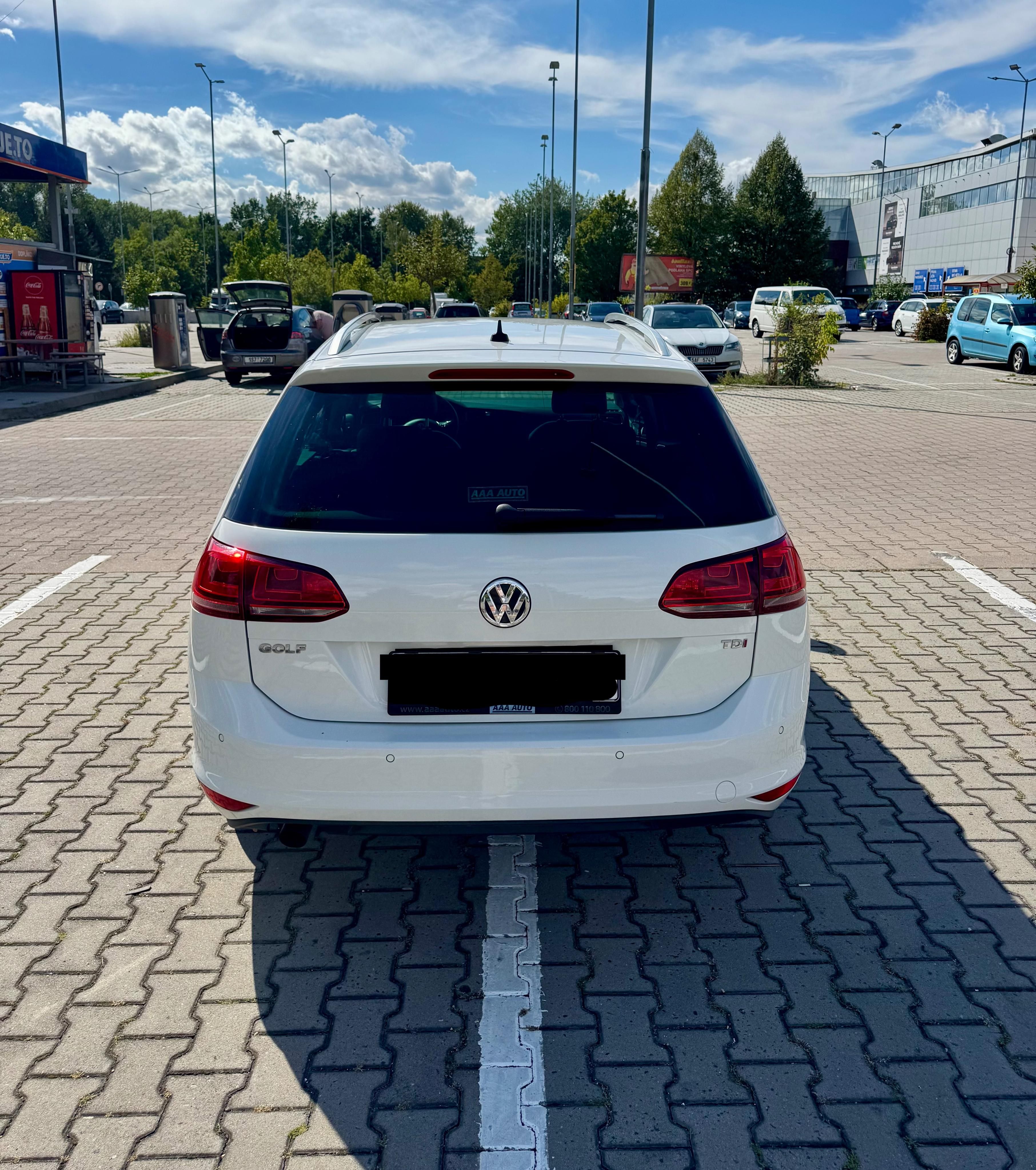 Volkswagen Golf, VW Golf VII Variant Highline - fotka 6