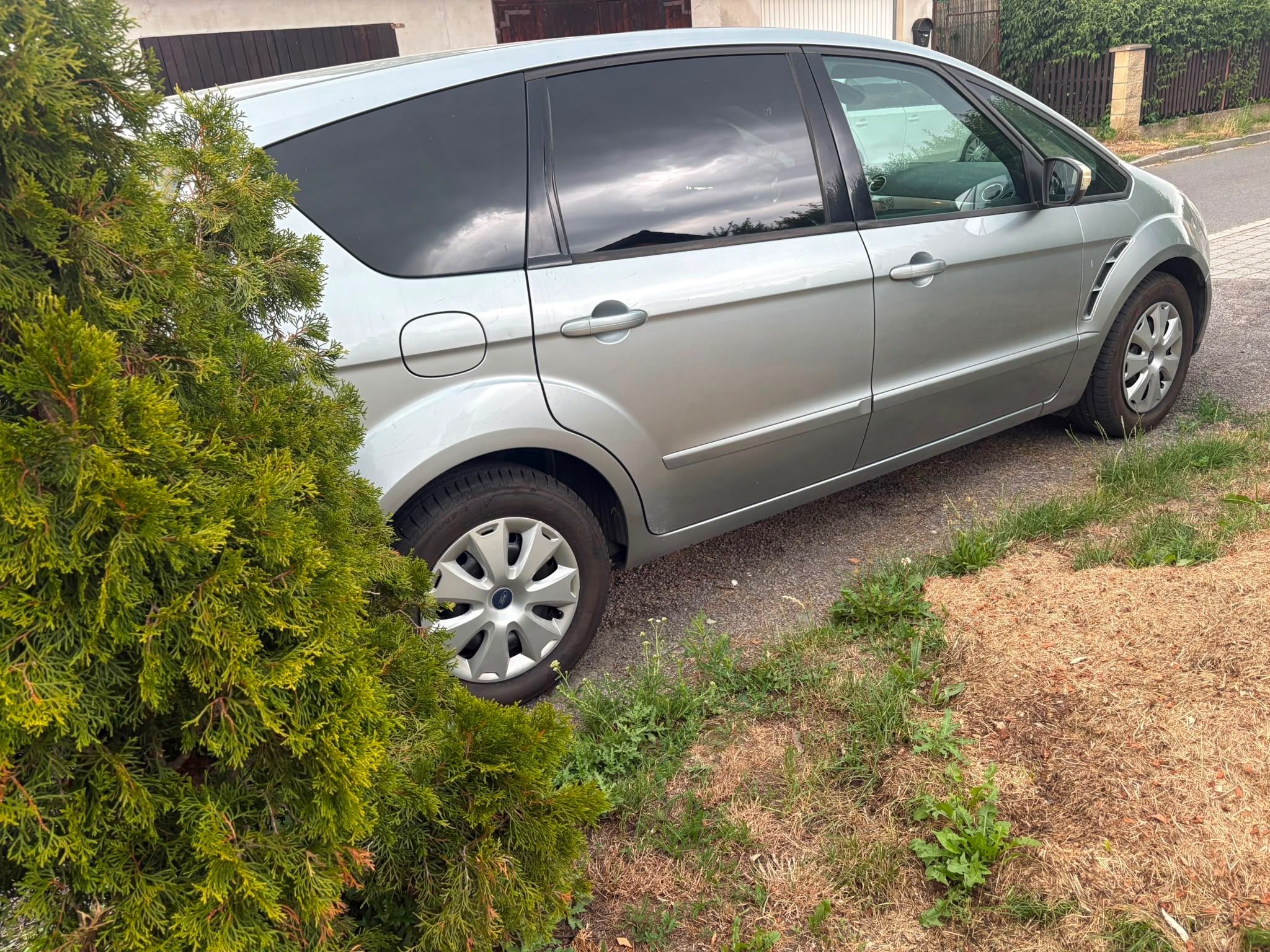 Ford S-MAX, 2.0TDCI -7mist -96kw - fotka 3