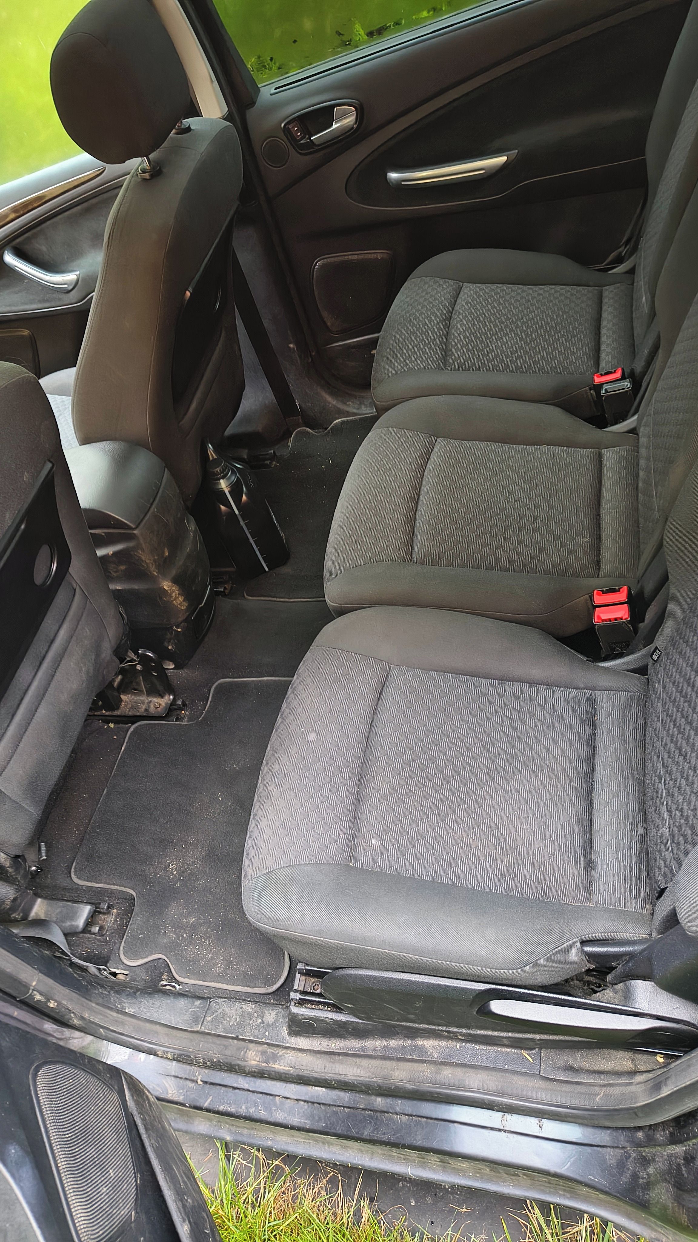 Ford Galaxy - fotka 3