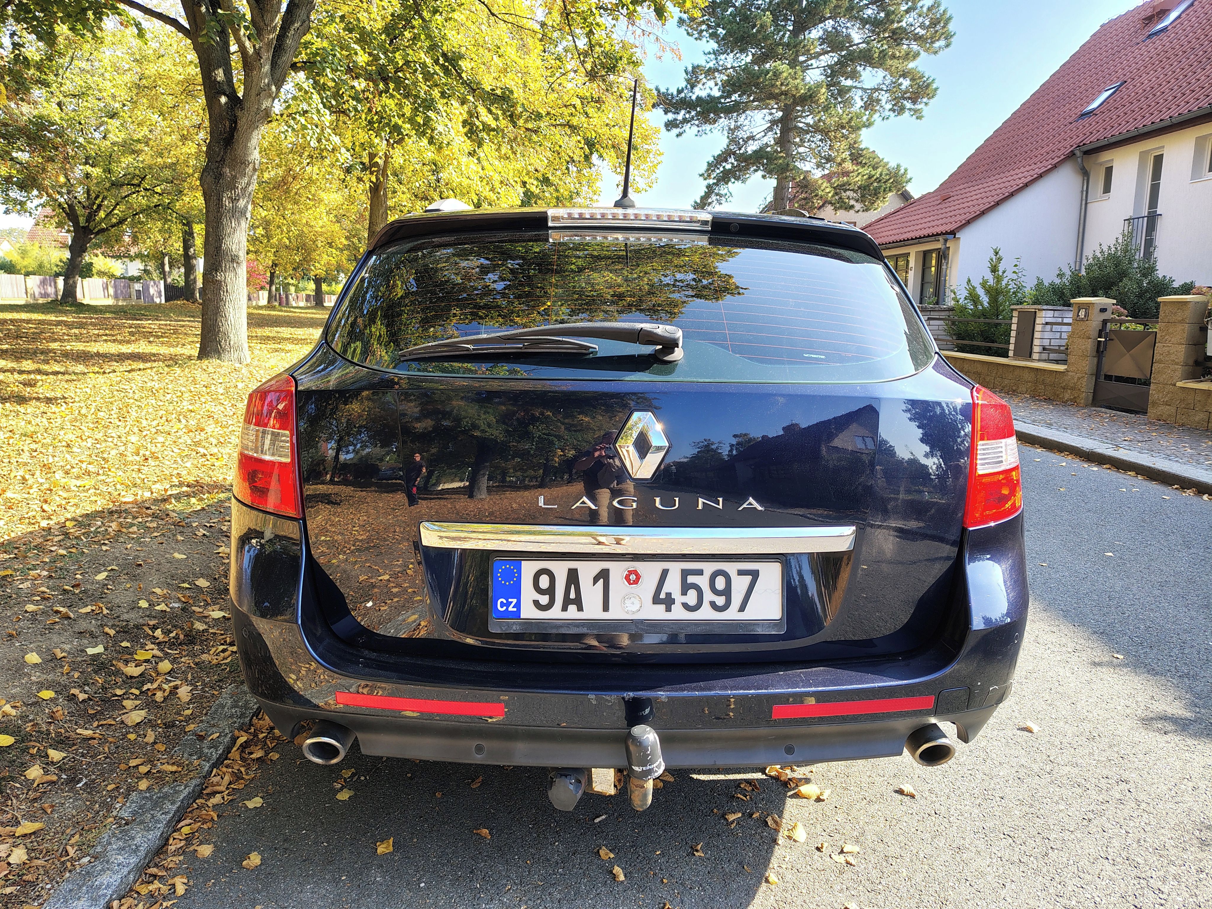 Renault Laguna, III Grandtour 2.0 dCi - fotka 2