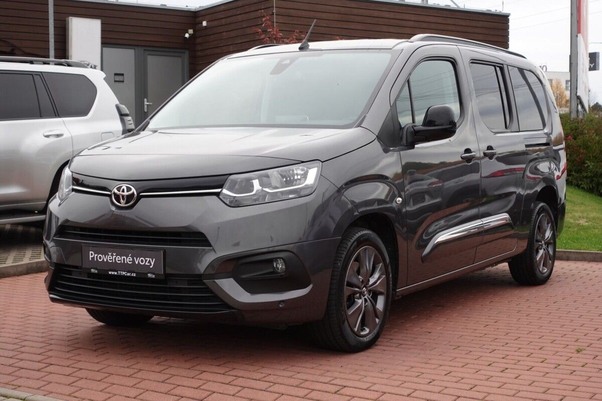 Toyota Proace City Verso, 1.5 D4-D 130 - 6 MT Long 5D Fa