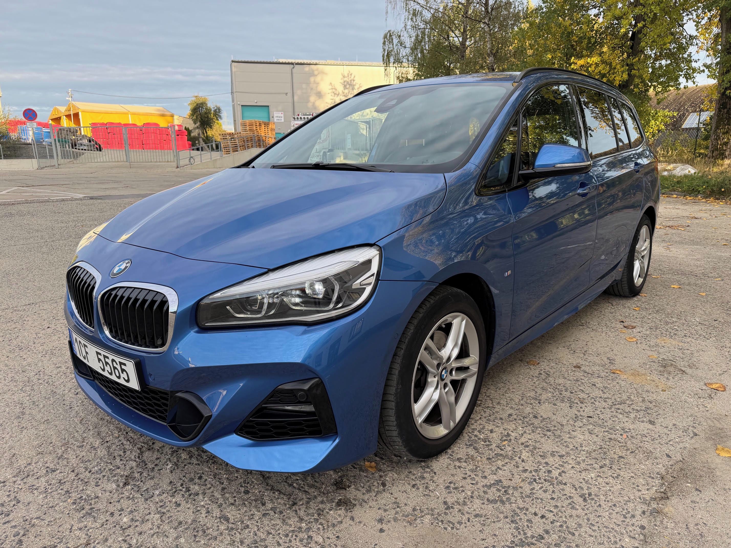 BMW Řada 2, 218i/MPak/GRAND/ČR/Serv./aut. - fotka 3