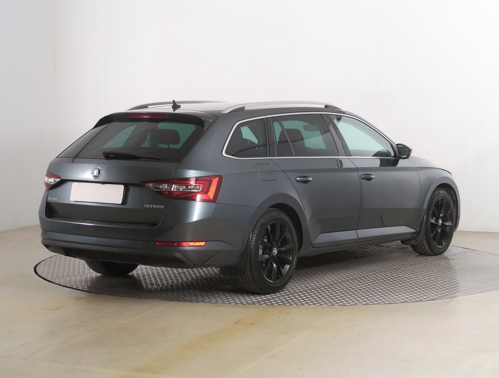Škoda Superb, 2.0 TDI, Automat, Serv.kniha - fotka 5