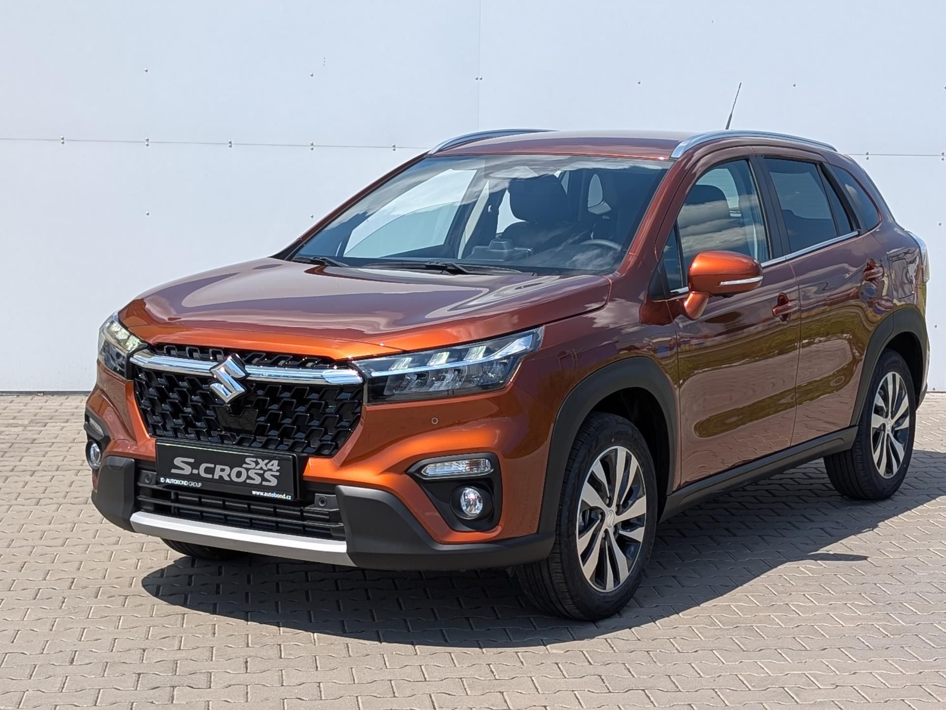 Suzuki S-Cross, ELEGANCE 1.4 HYBRID M/T 4x4 - fotka 2