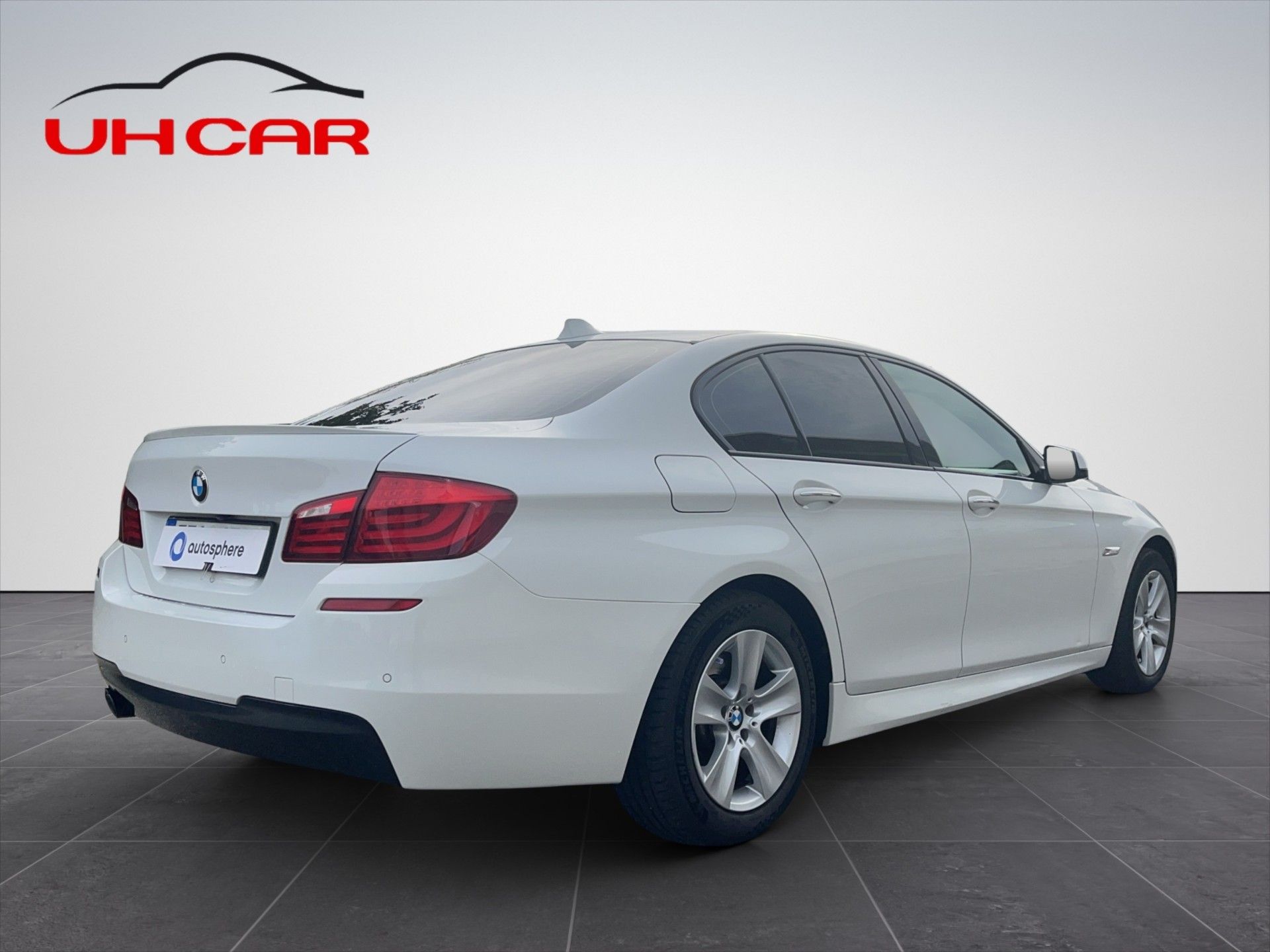 BMW Řada 5, 3,0   530 D xDrive - fotka 5