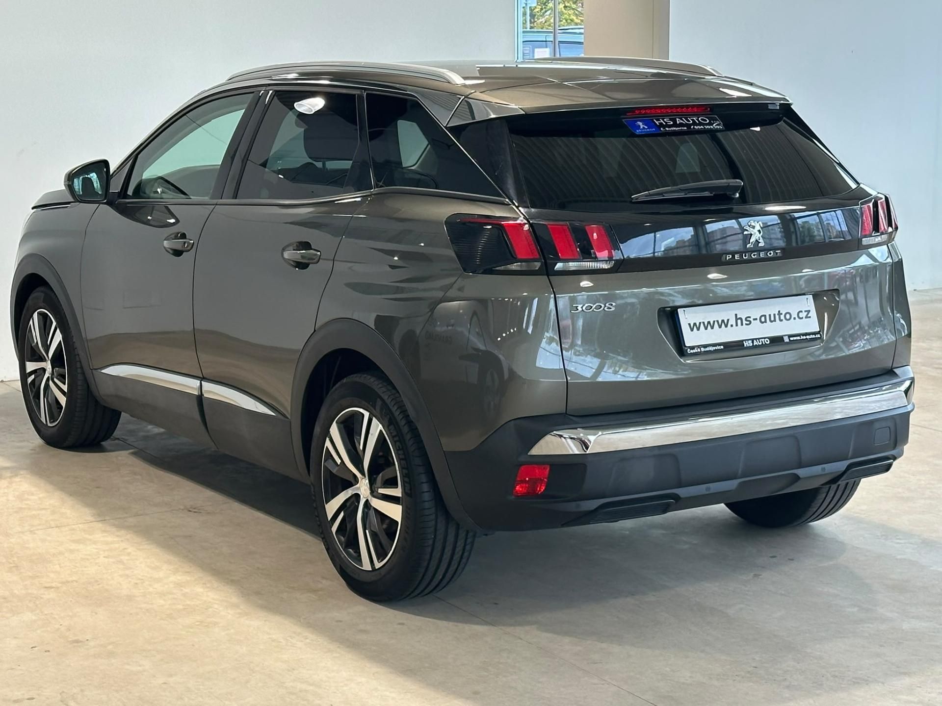 Peugeot 3008, 1.5BlueHDi,Allure,ČR,1.maj. - fotka 6