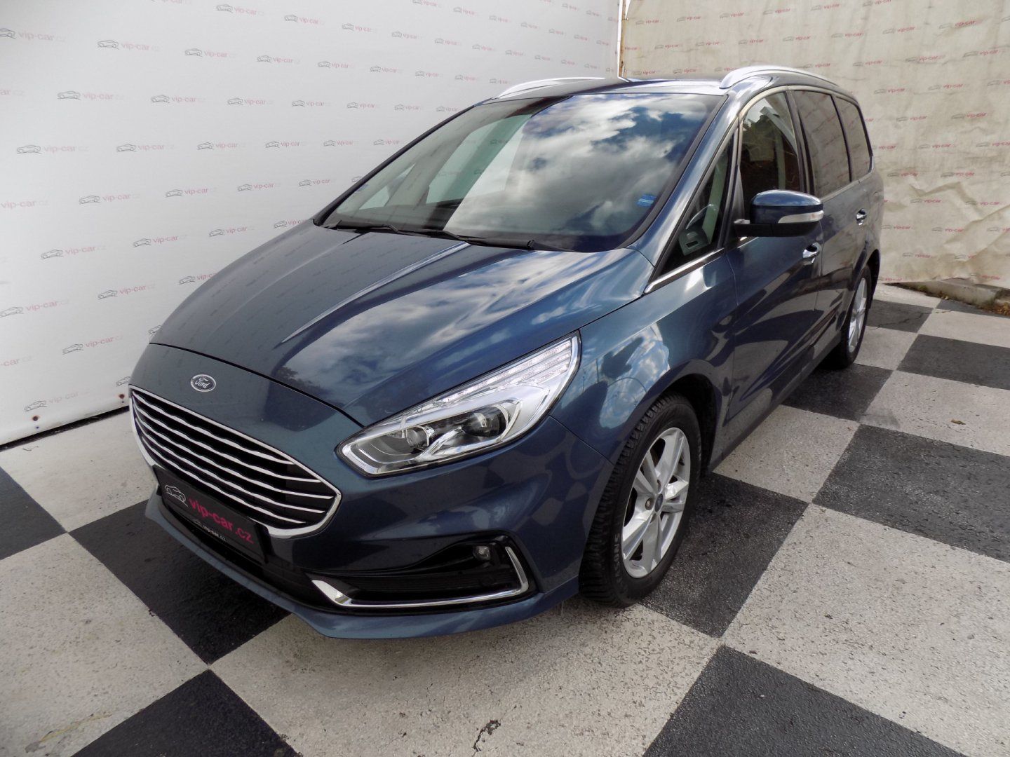 Ford Galaxy, 2.0TDCi/Titanium/7.míst/AT/LED