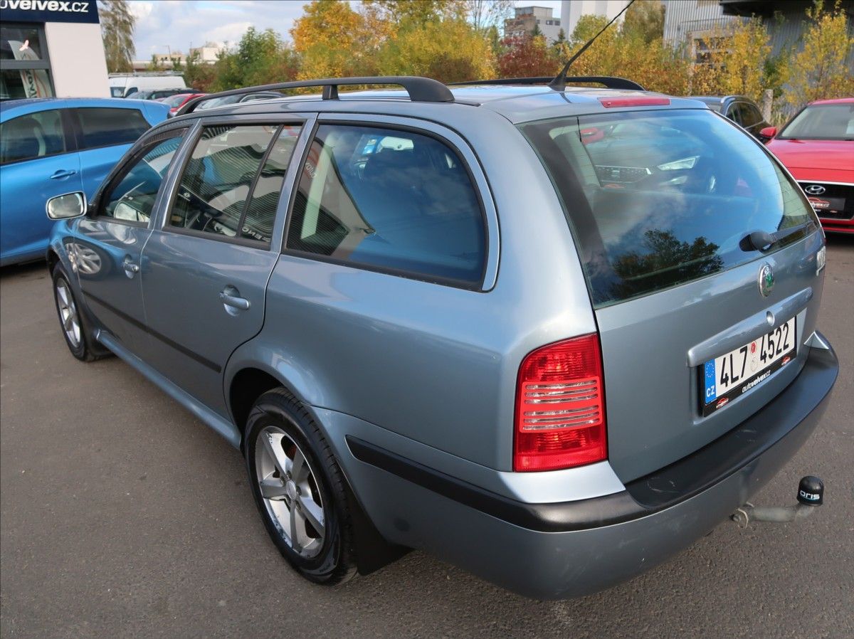 Škoda Octavia, 1,6 MPi,75kW,NovéČR,tažné - fotka 4
