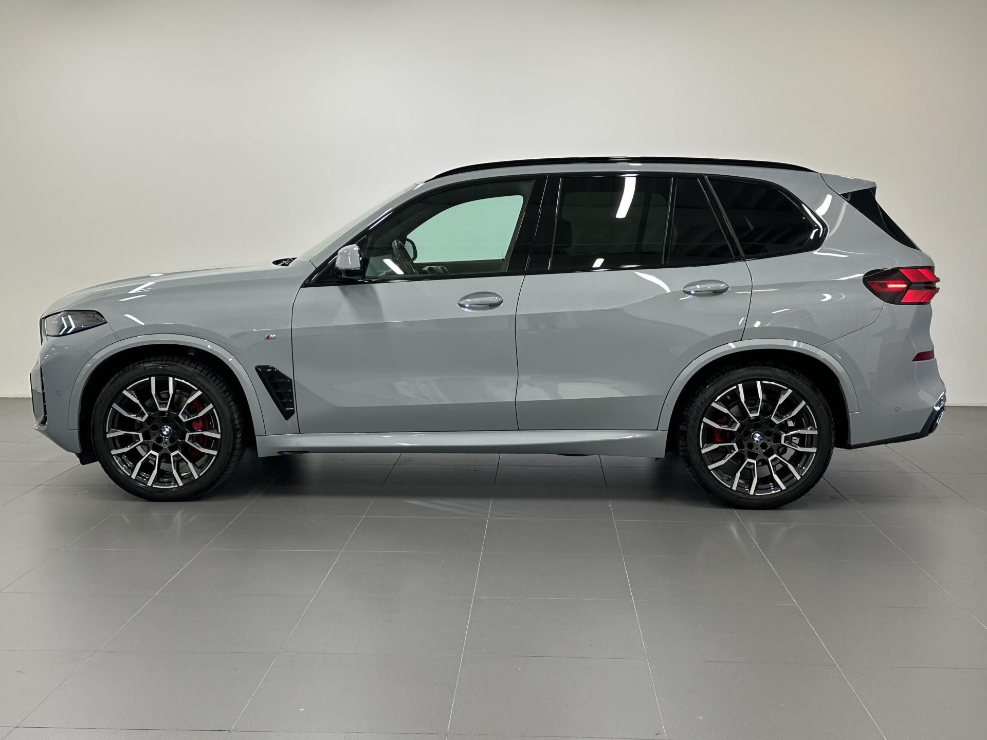 BMW X5, X5 xDrive40d - fotka 2