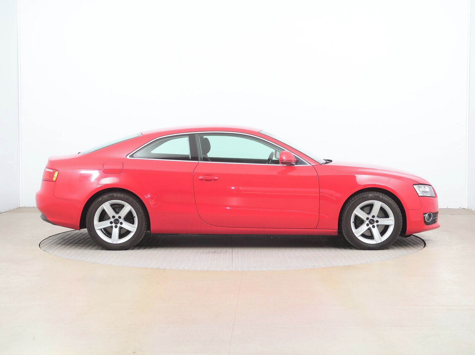 Audi A5, 2.0 TFSI, Automatická klima - fotka 6