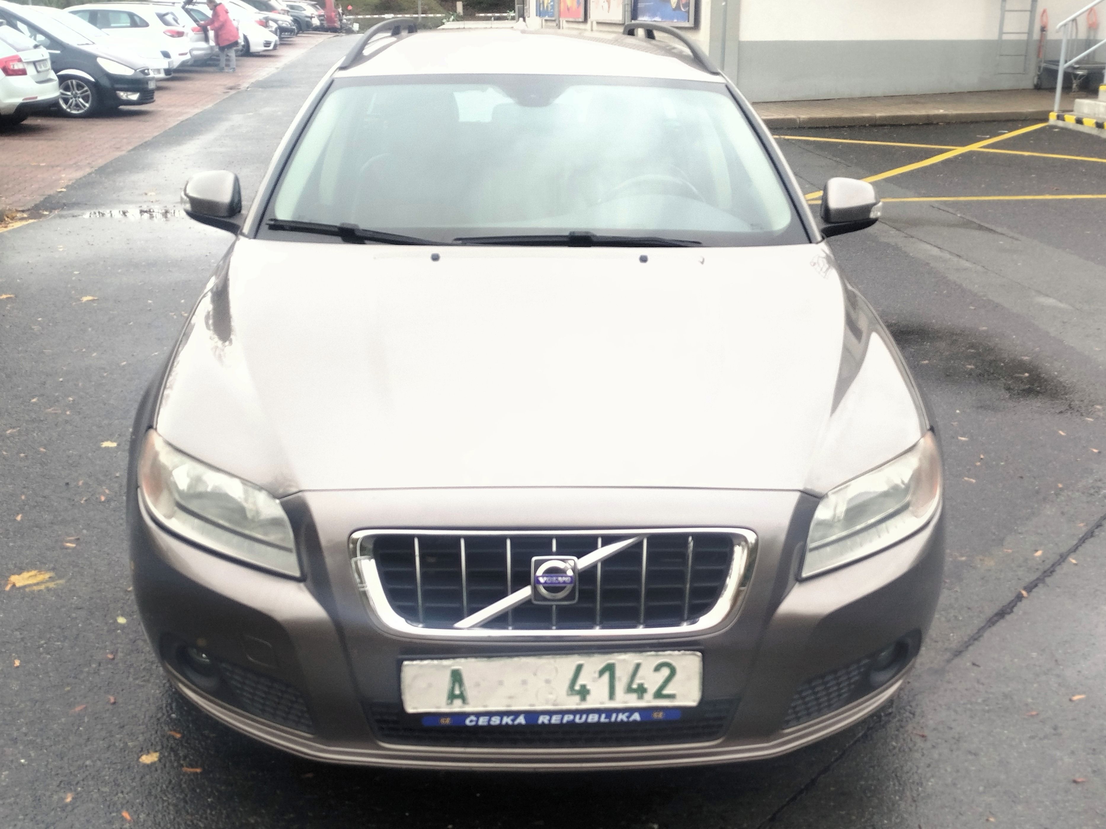 Volvo V70, 2.4 D5, manuál - fotka 6