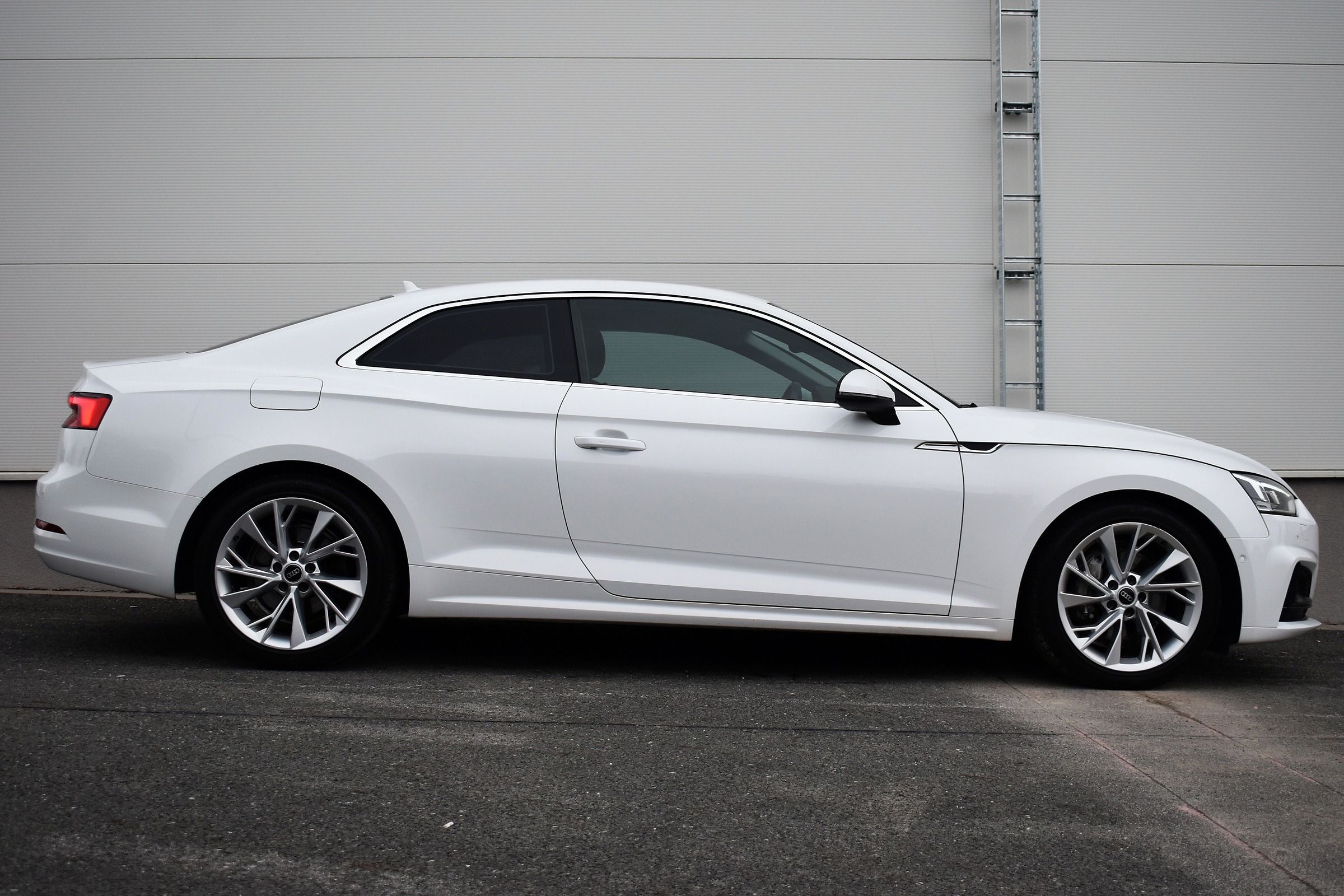 Audi A5, 2.0TDI S-tronic MATRIX CARPLAY - fotka 5