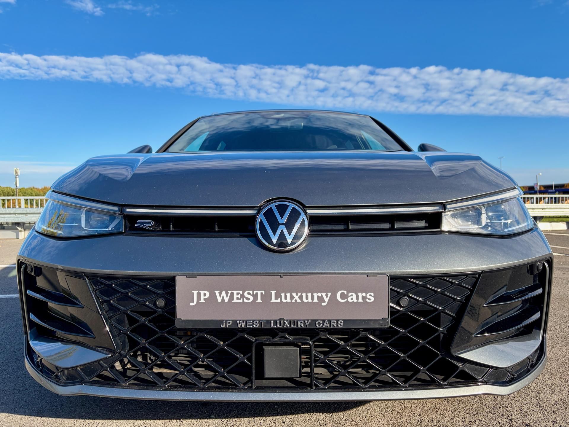 Volkswagen Passat Variant, R-Line DSG masáže MATRIX ACC - fotka 3