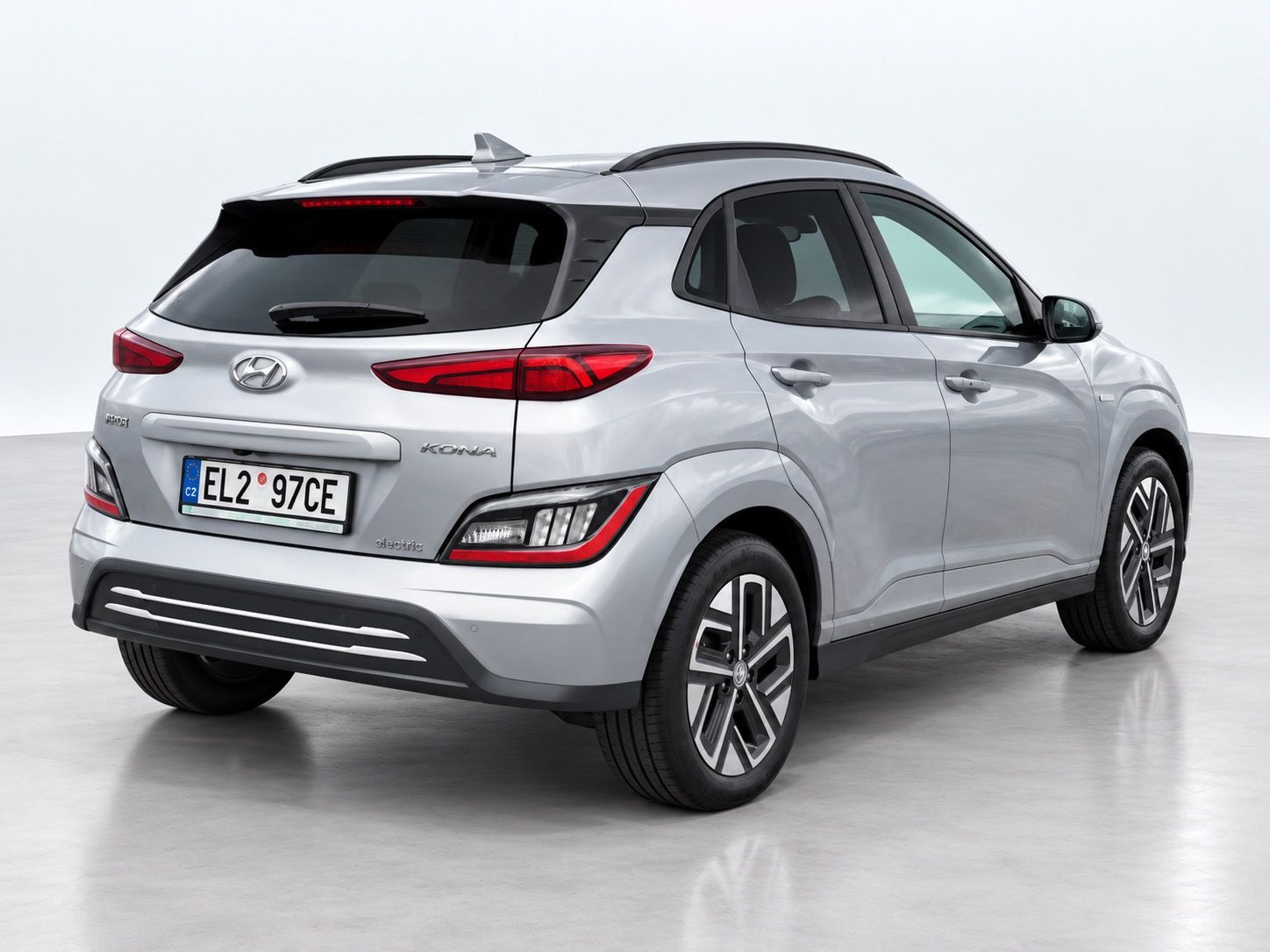 Hyundai Kona, STYLE 64kWh NAVI ČR 1 MAJITEL - fotka 3