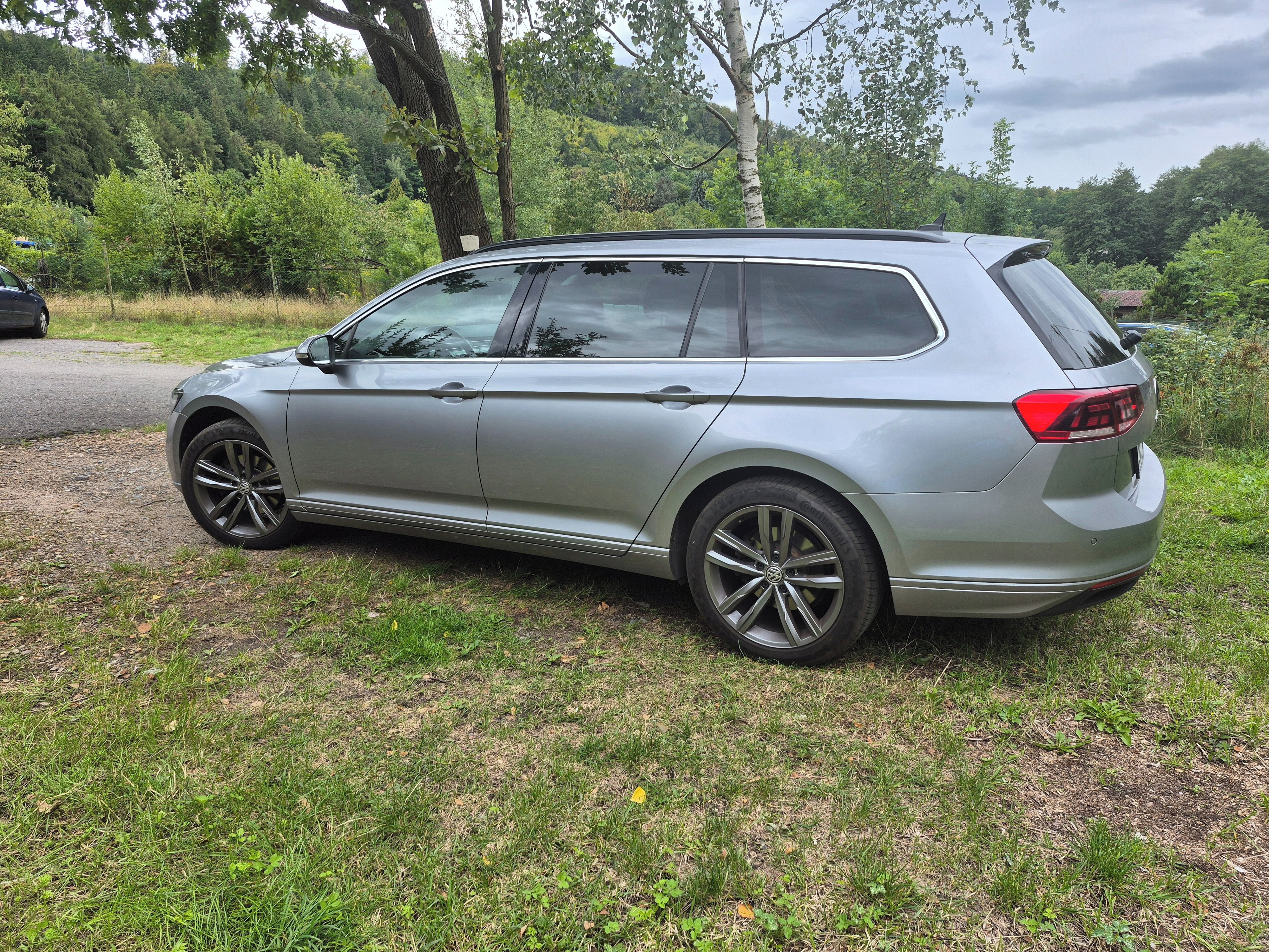 Volkswagen Passat, 2.0TDI 110KW - fotka 5