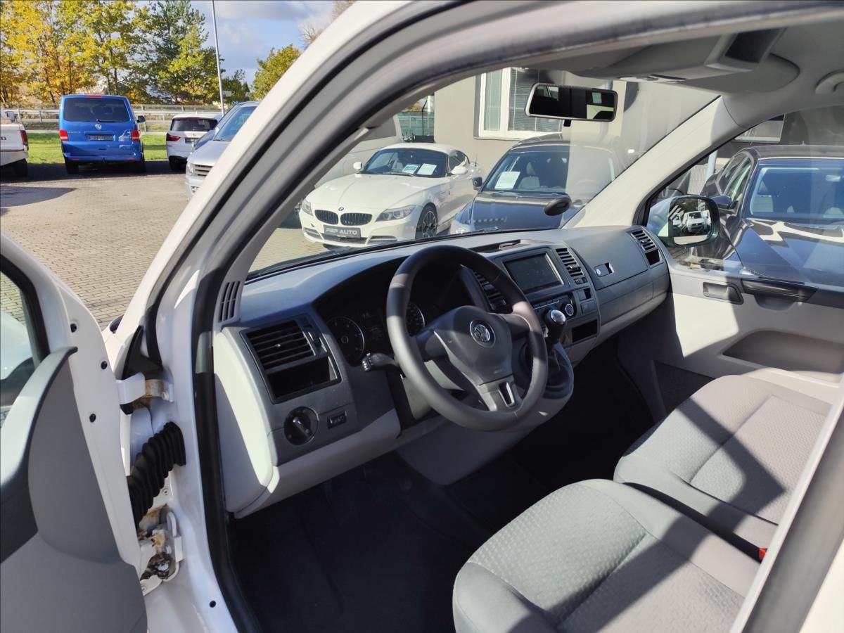 Volkswagen Caravelle, 2.0TDI 75KW ALU AC TOP KM GARA - fotka 3