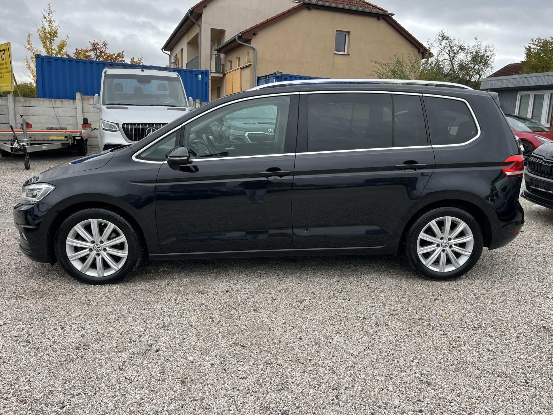Volkswagen Touran, 2.0 TDI 110 KW DSG - fotka 4