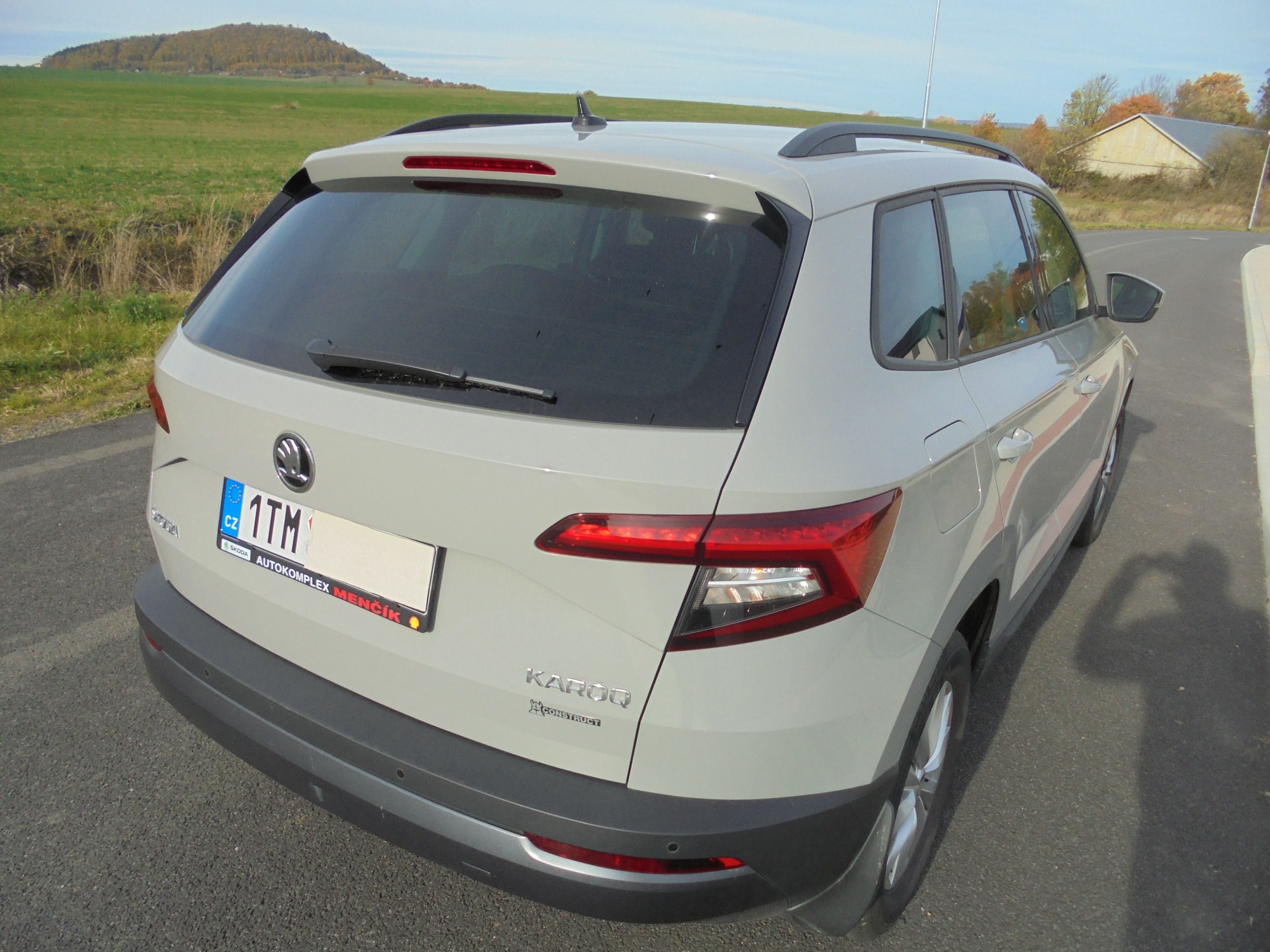 Škoda Karoq, 1,5 TSI prvni majitel - fotka 2