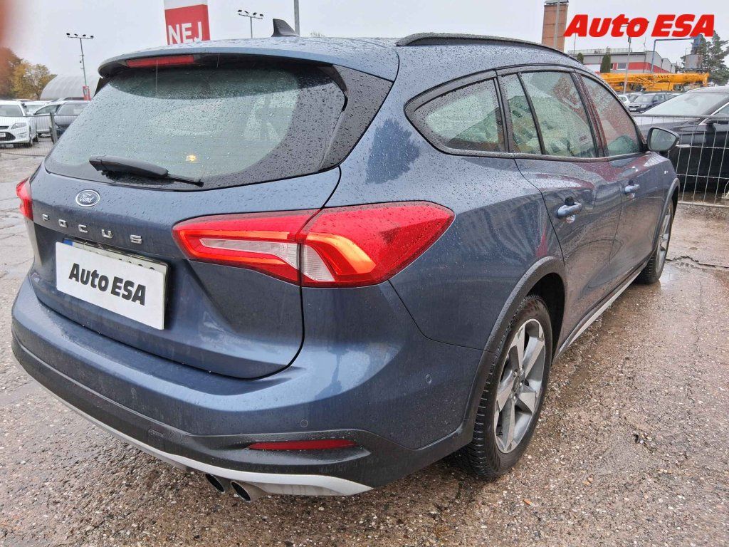 Ford Focus, 2.0 EcoBlue,1.maj - fotka 2