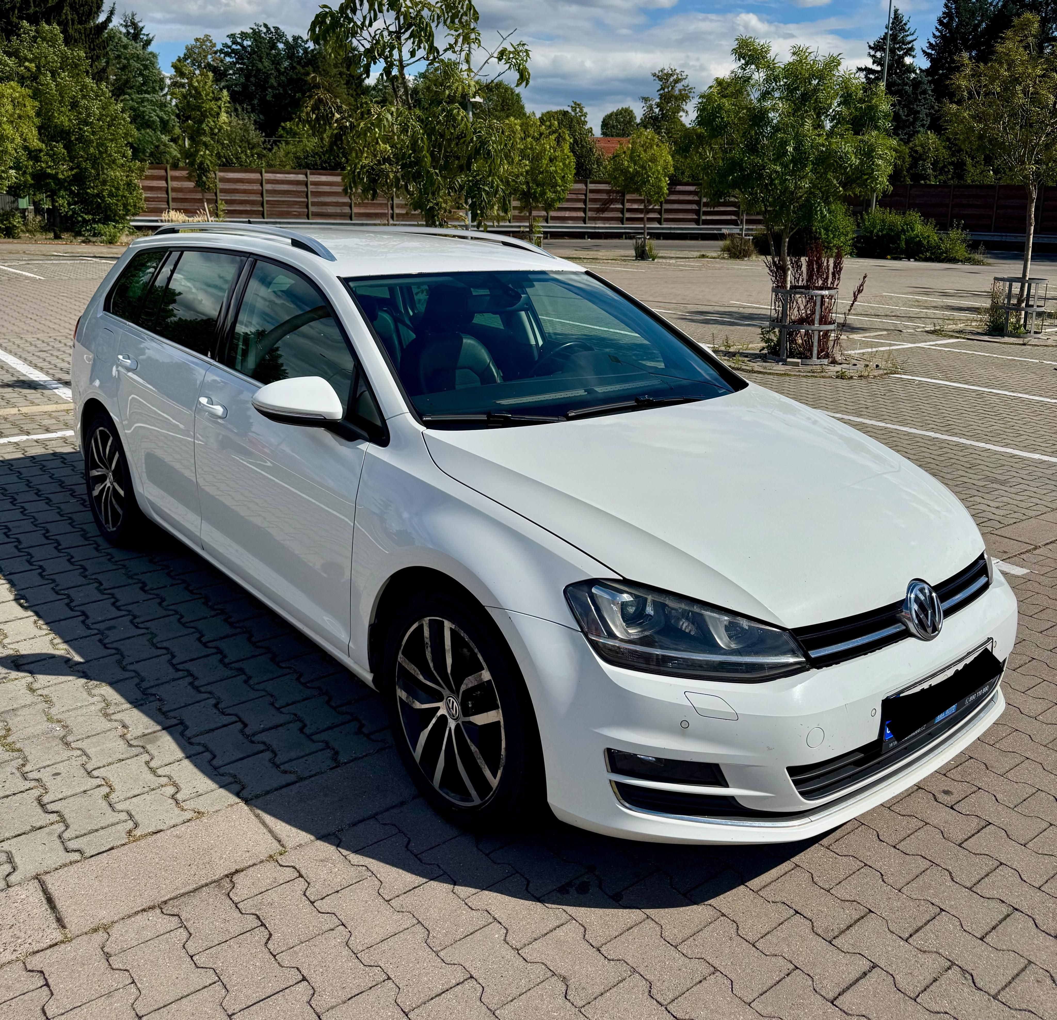 Volkswagen Golf, VW Golf VII Variant Highline - fotka 3
