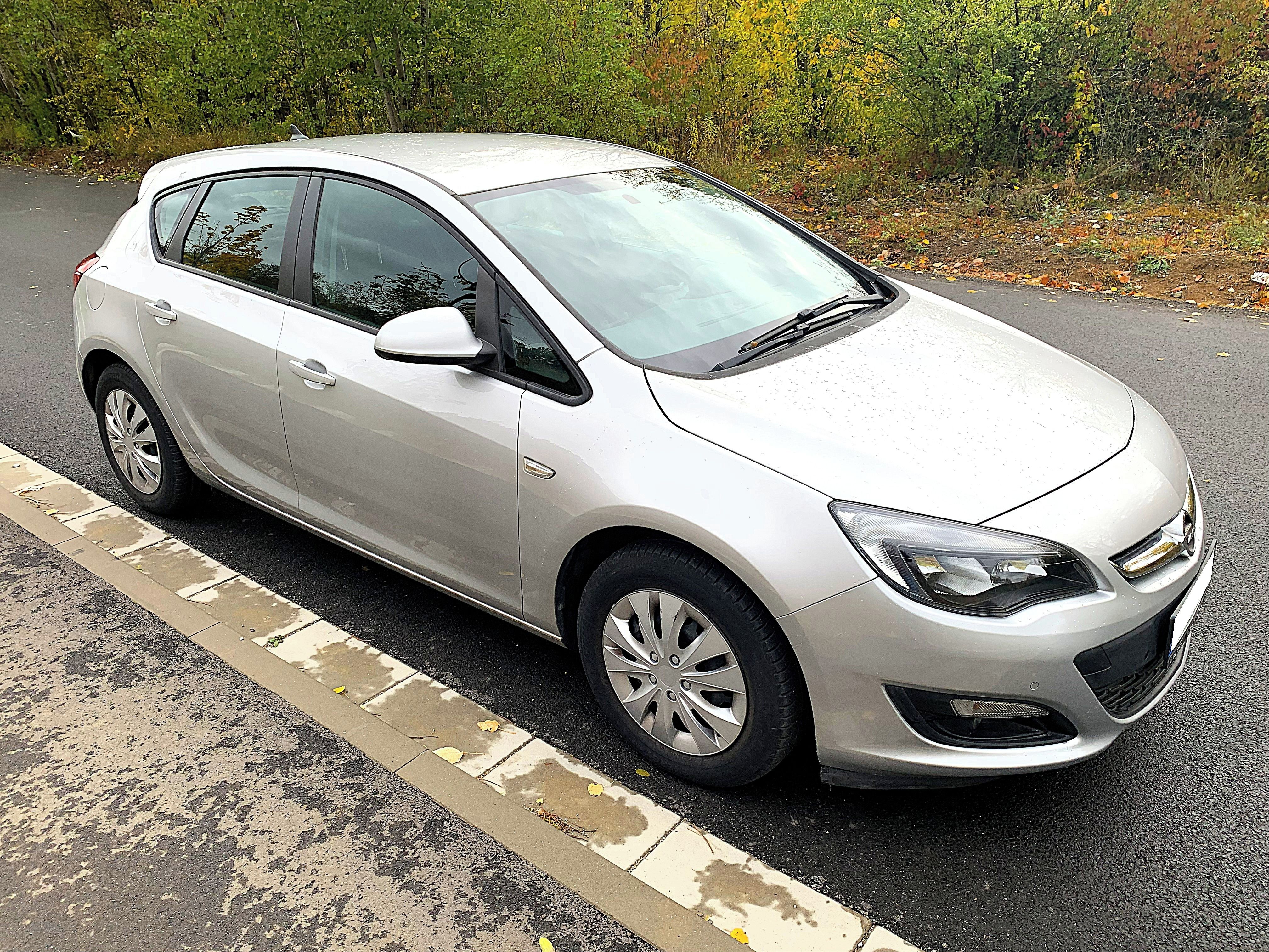 Opel Astra, 1.6, 88 000 km ! automat, ČR